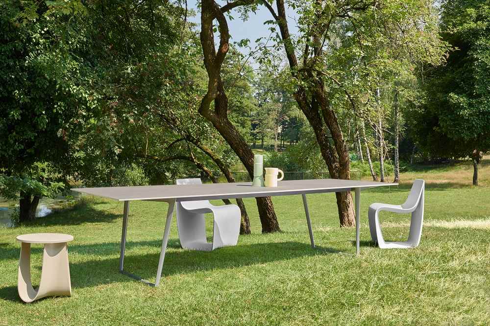 SIGN MATT Chair Indoor / Outdoor Stuhl MDF Italia Schlamm matt SIGN MATT Chair Indoor / Outdoor Stuhl MDF Italia Schlamm matt