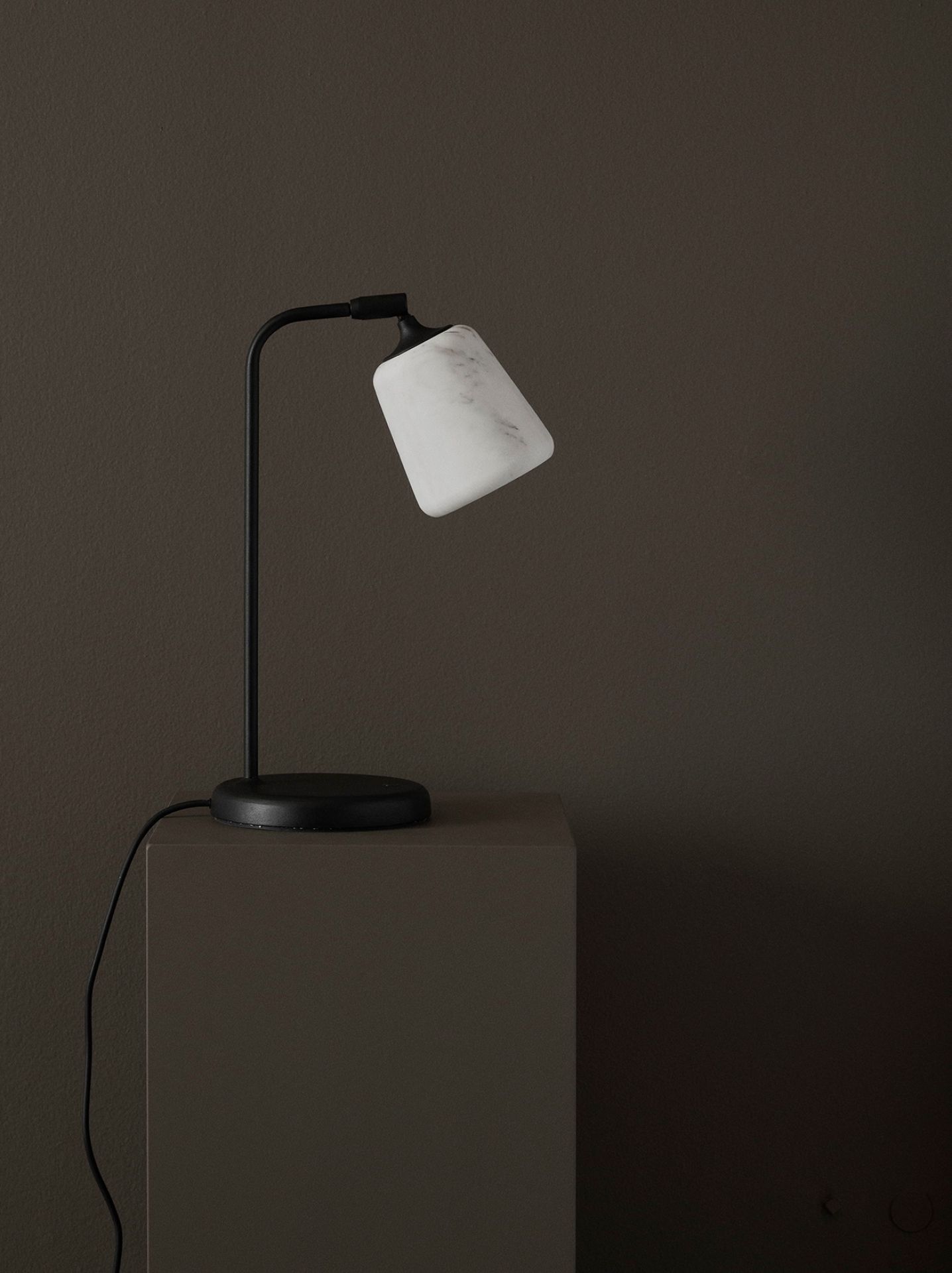 Material Table Lamp "The Black Sheep Edition" Tischleuchte New Works