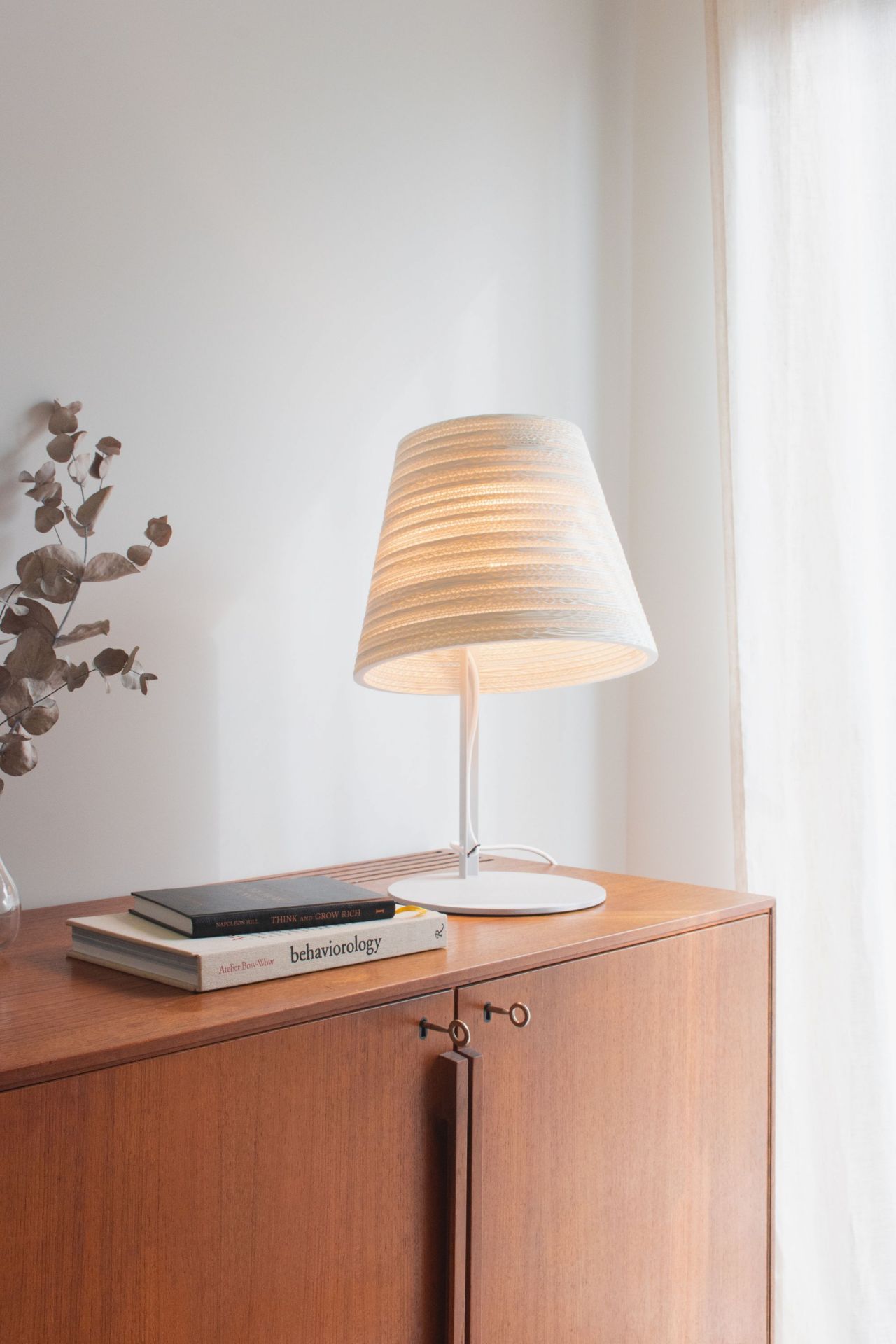 Tilt Tischlampe  Scraplights weiß Graypants