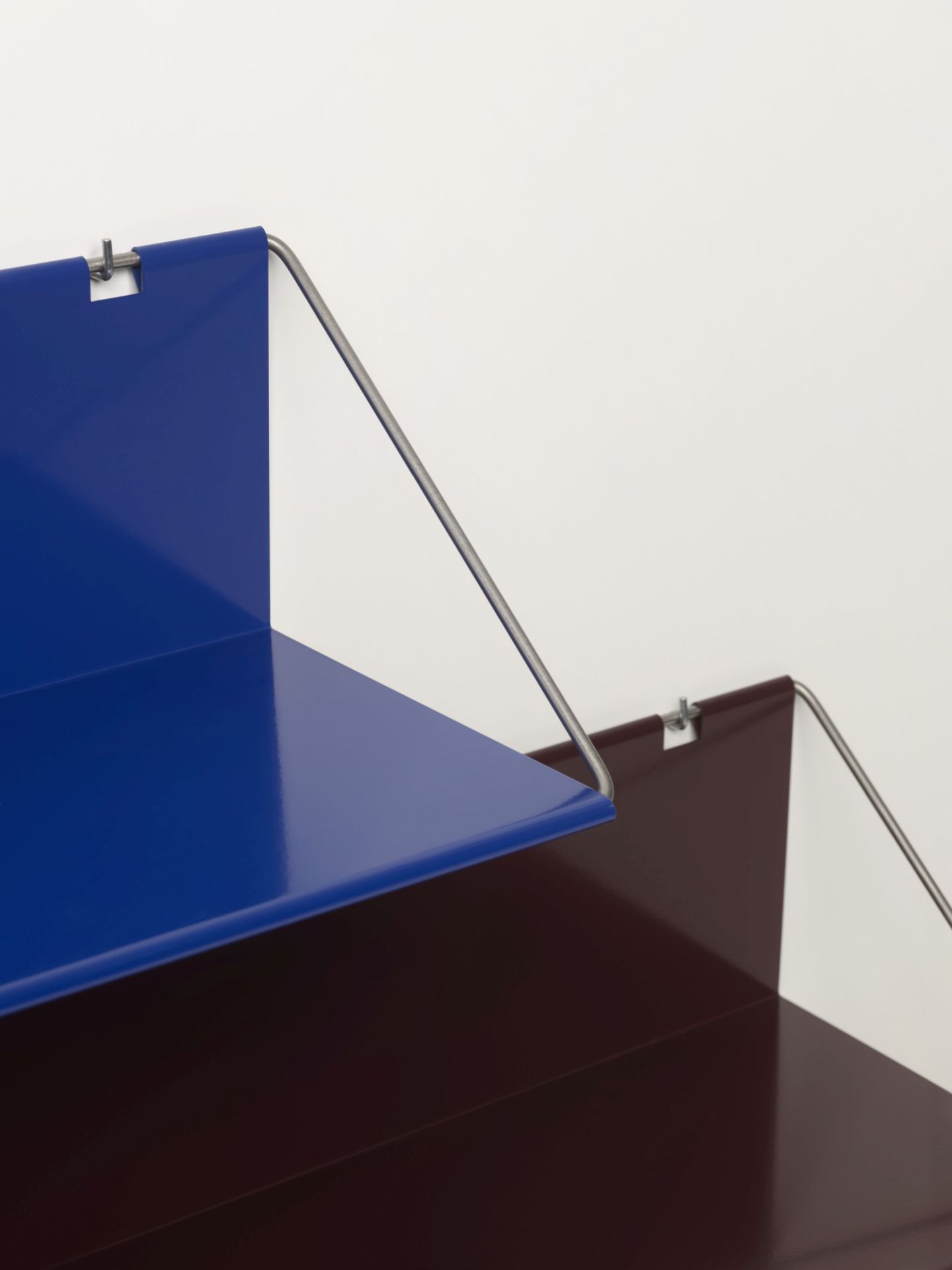 Utrecht DW 01 Regal Ultramarineblau Spectrum