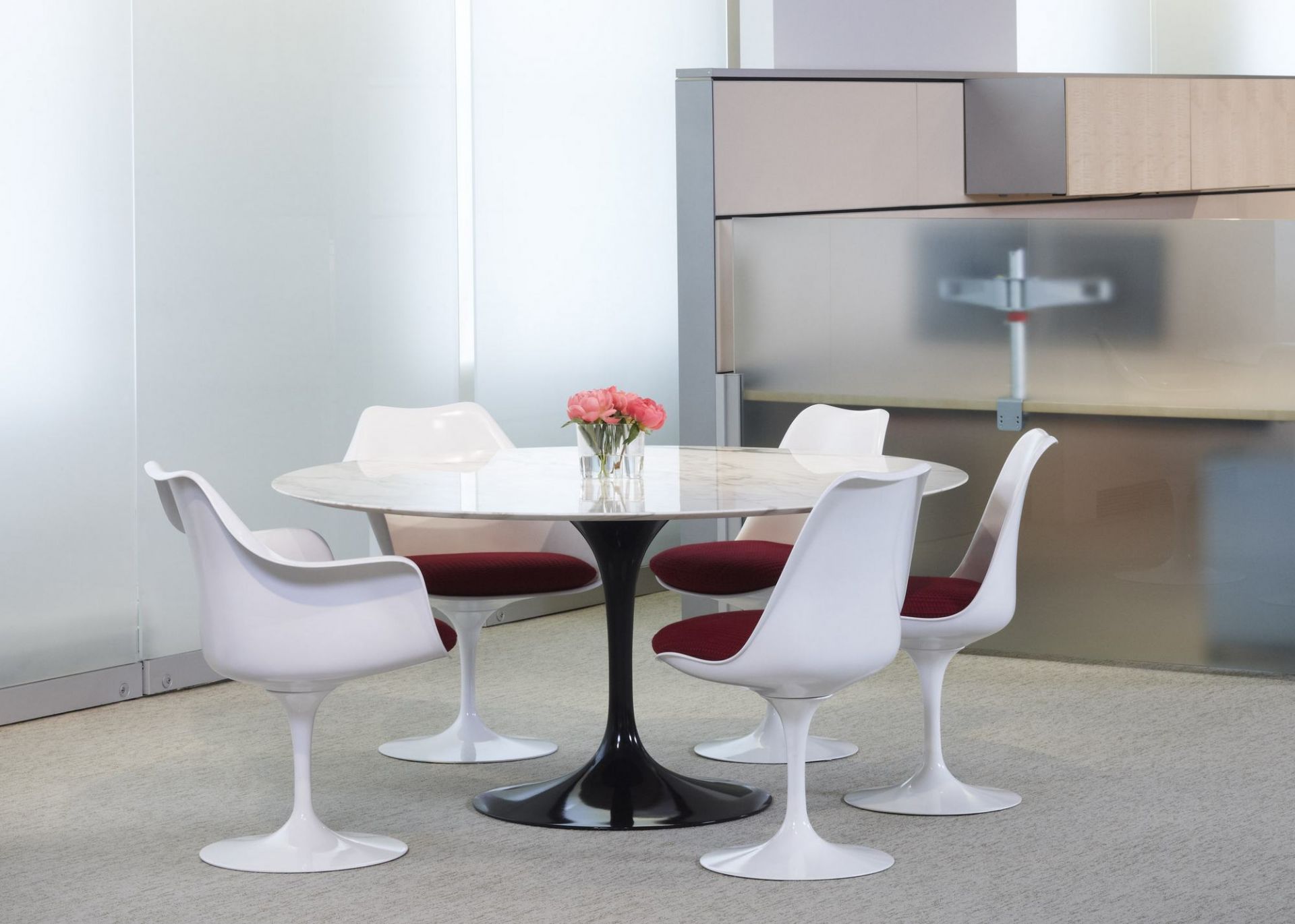 Tulip Chair Stuhl Knoll International - QUICK SHIP