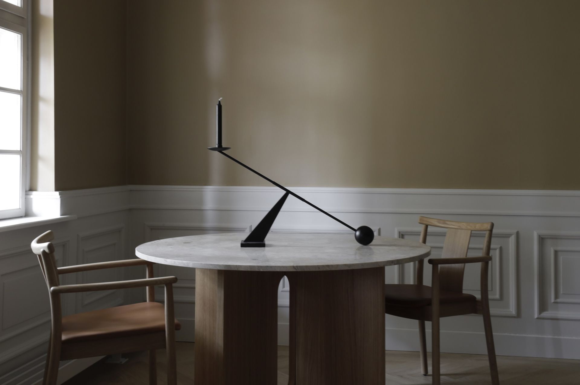 Merkur Dining Chair Stuhl mit Armlehnen / Esszimmerstuhl Audo Copenhagen