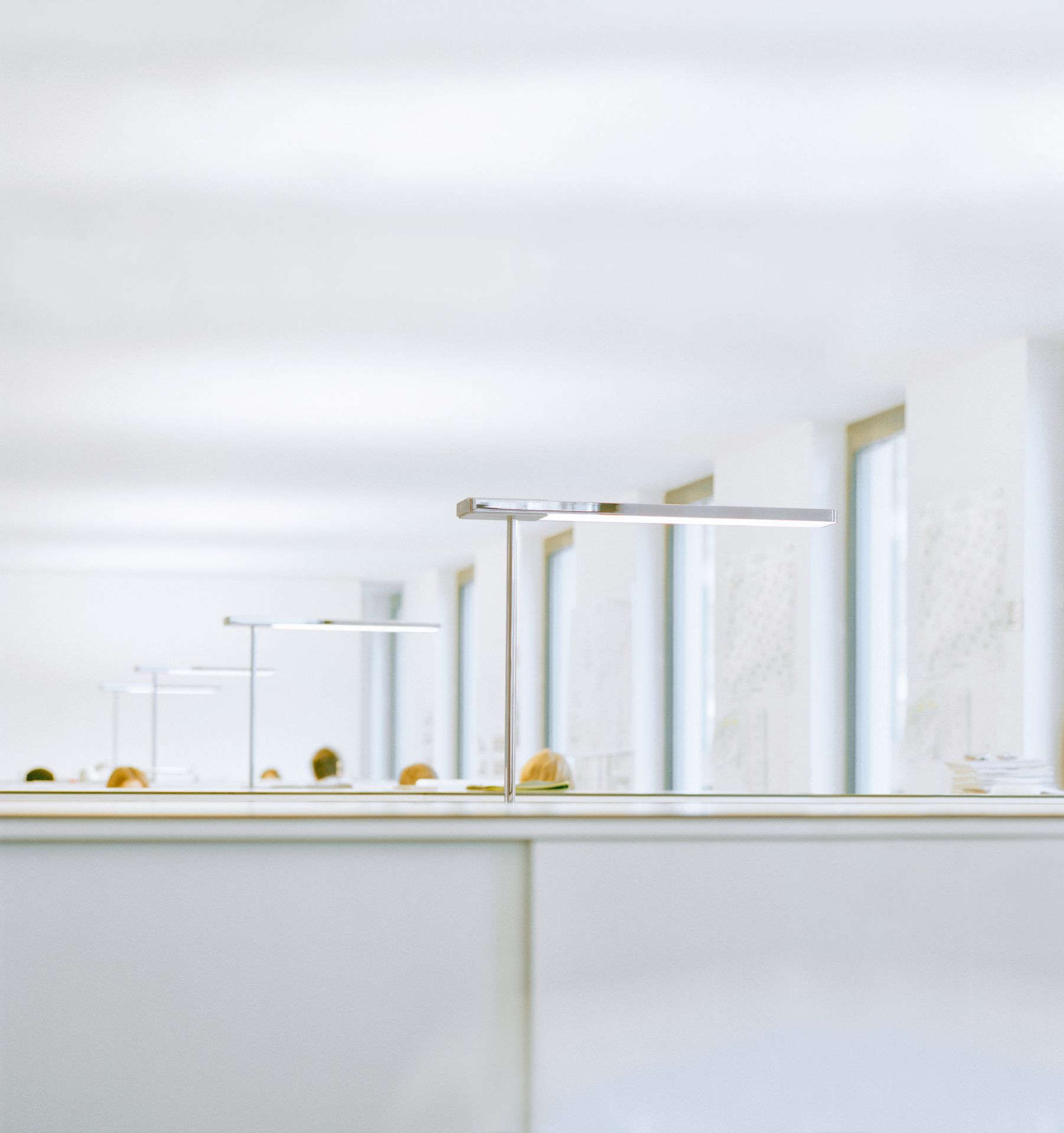 Slice² Tischleuchte mit Adapter für USM Haller Tischsysteme Serien Lighting