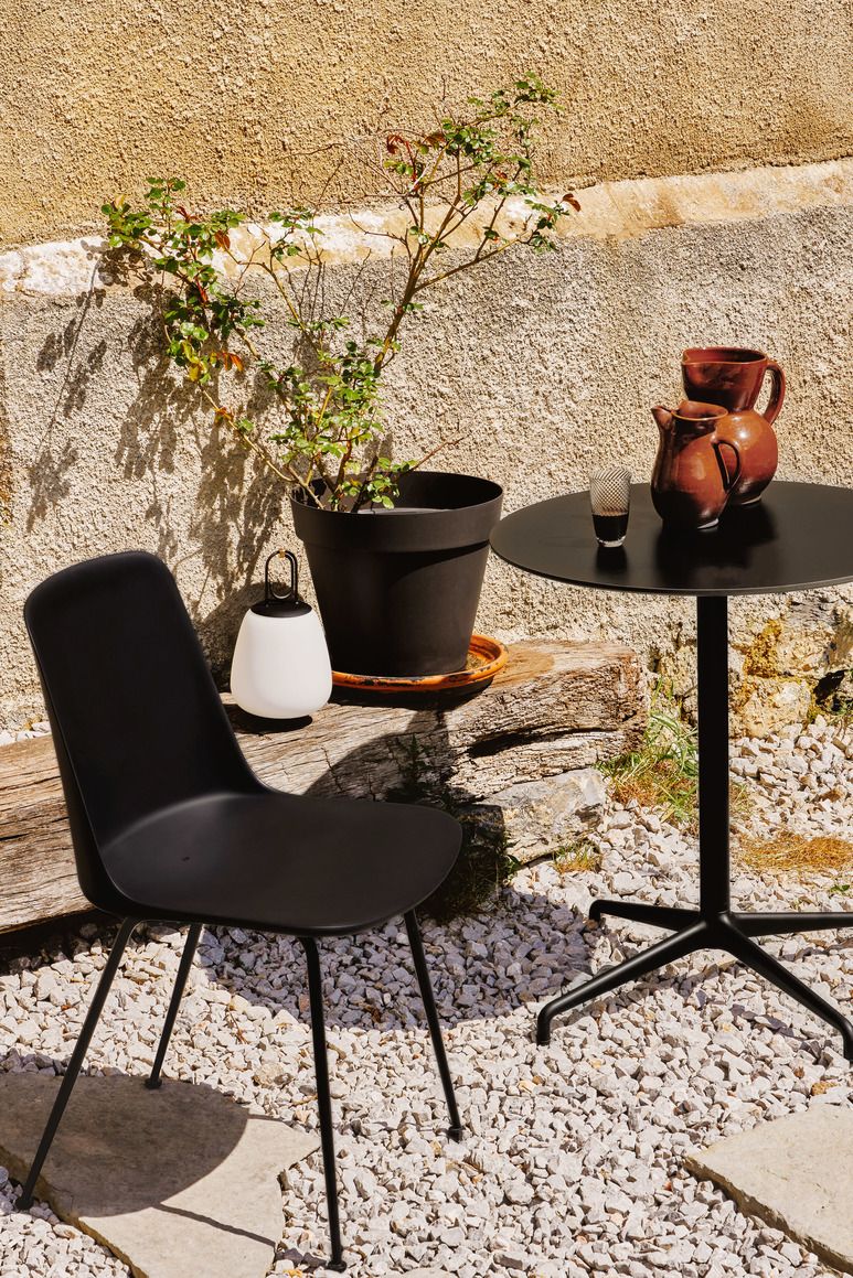 Rely HW70 Outdoor Chair Stuhl AndTradition