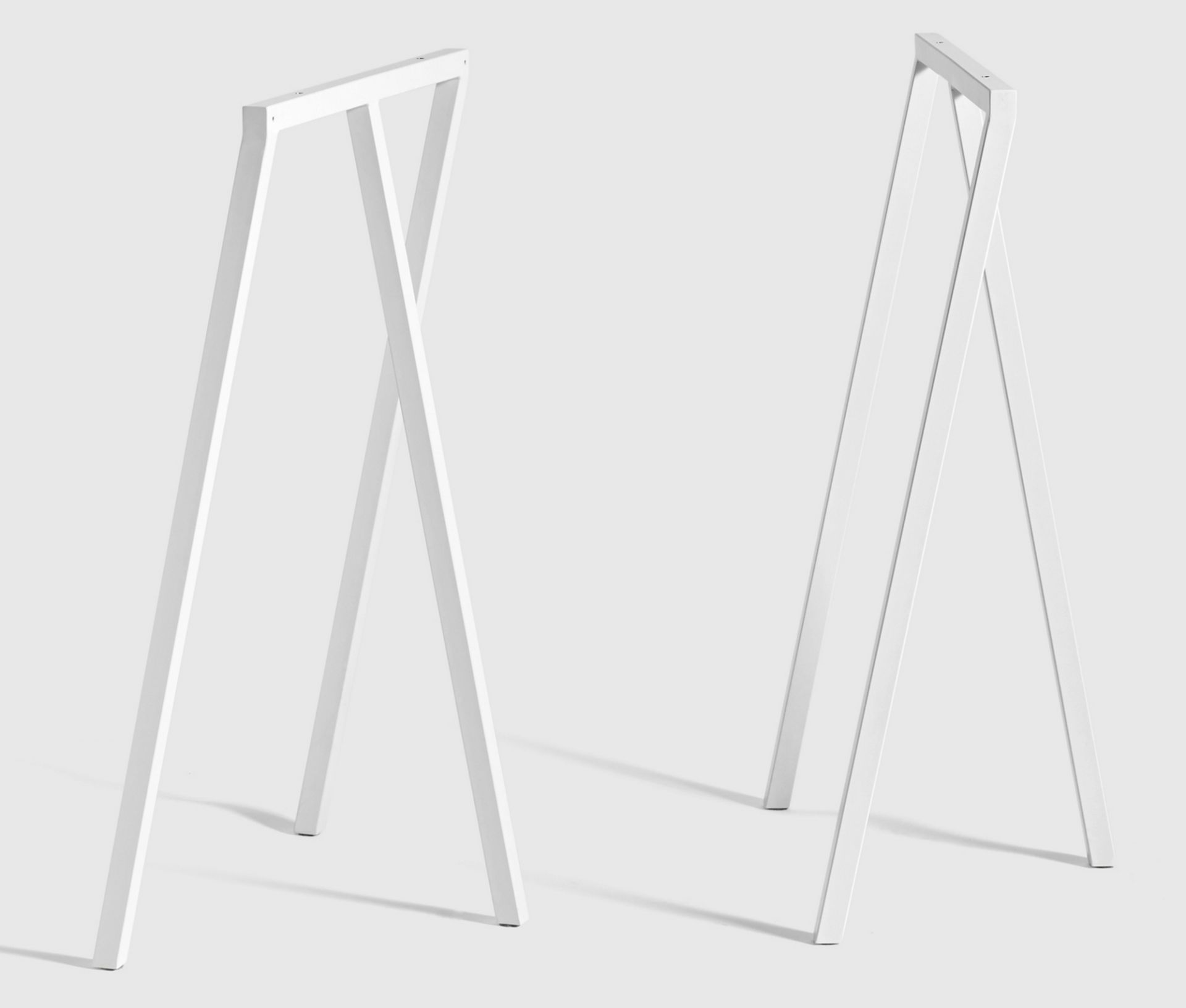 Loop Stand Frame High Tischböcke Hay