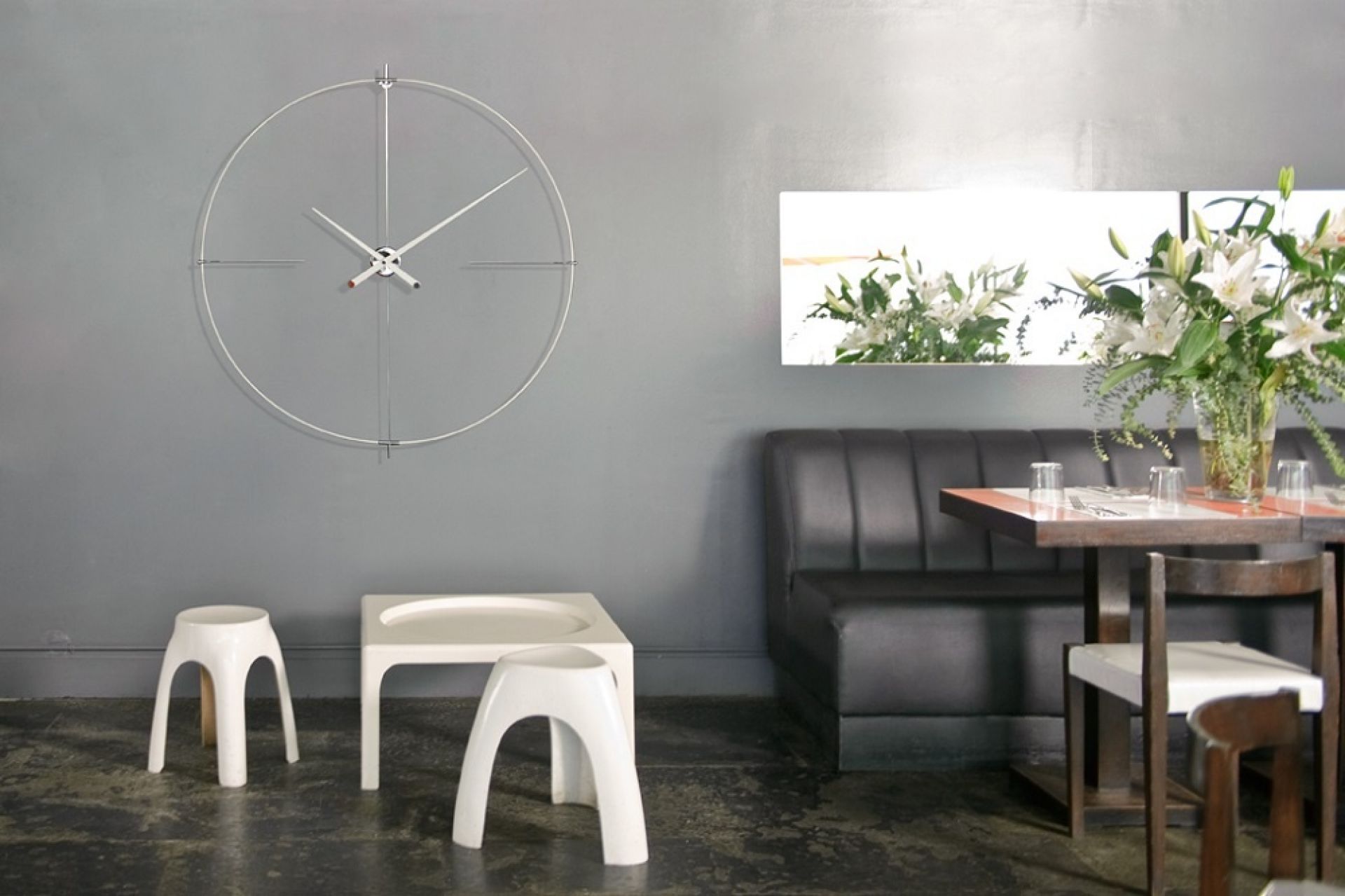Bilbao N/ L Clock Wanduhr nomon