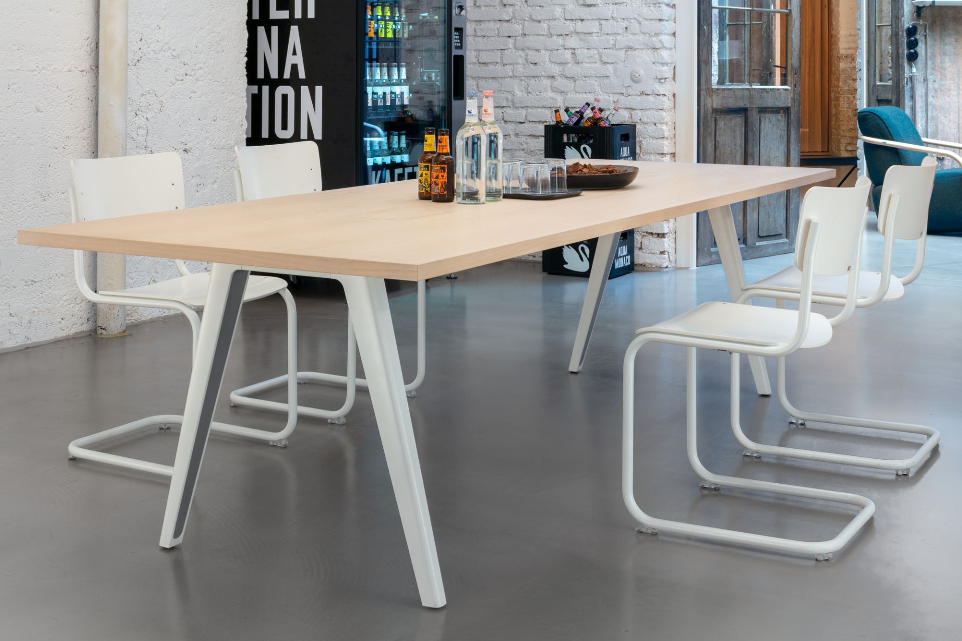1500 Tisch Thonet