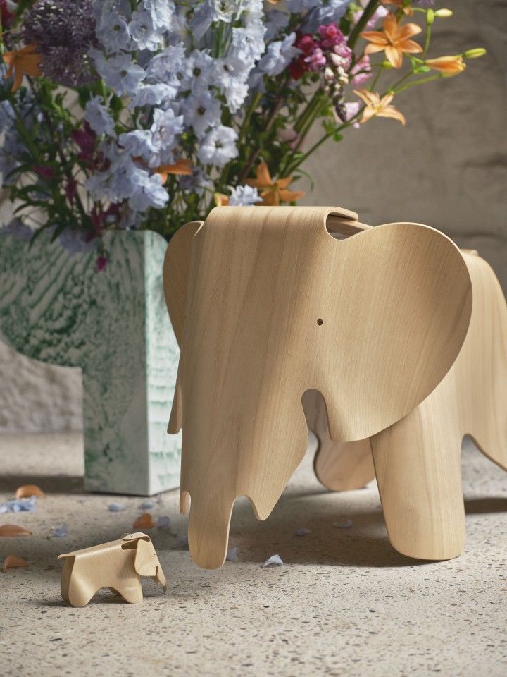 Eames Elephant Plywood Hocker Vitra NEUE VERSION