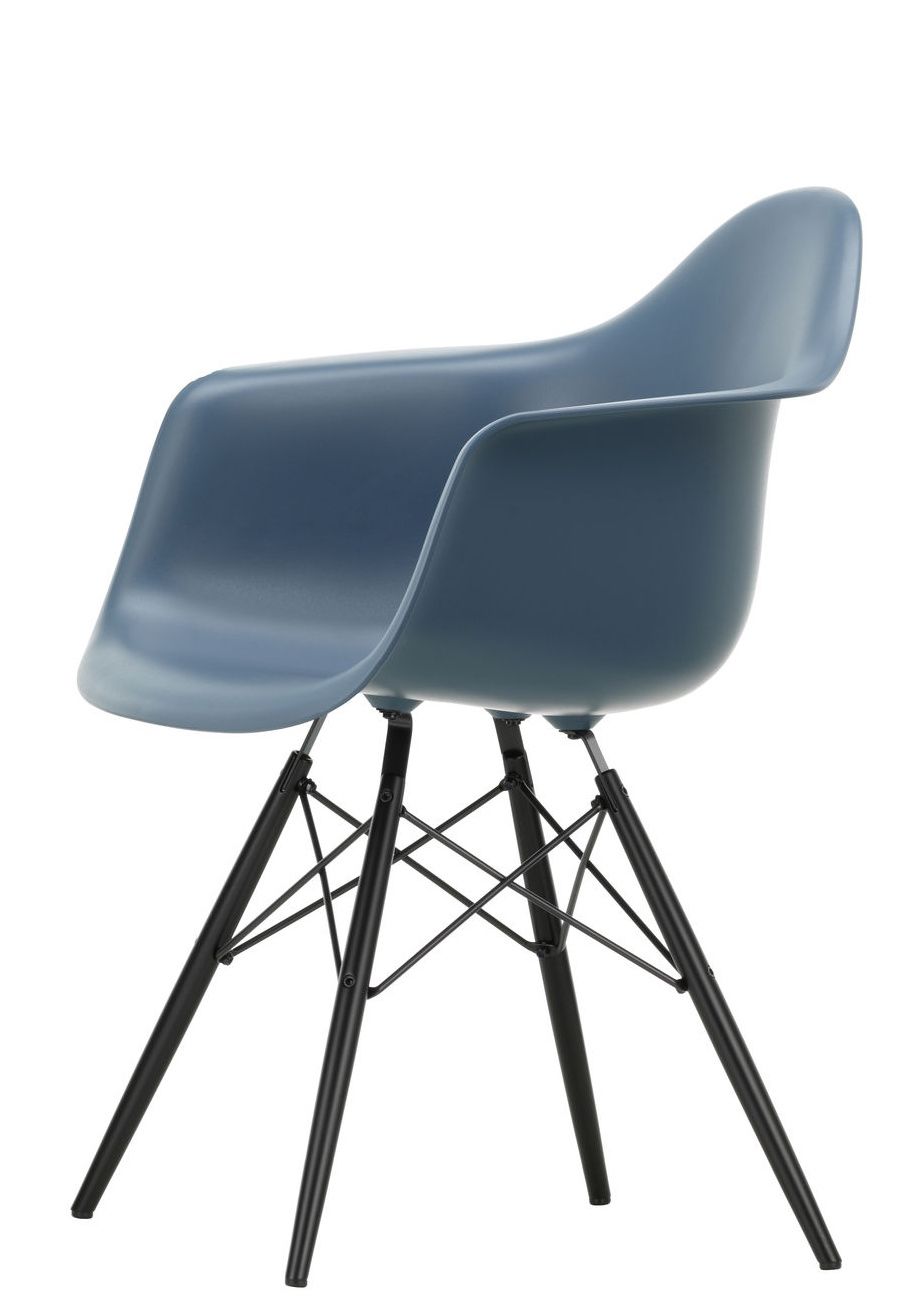 Eames Plastic Arm Chair DAW Stuhl Vitra