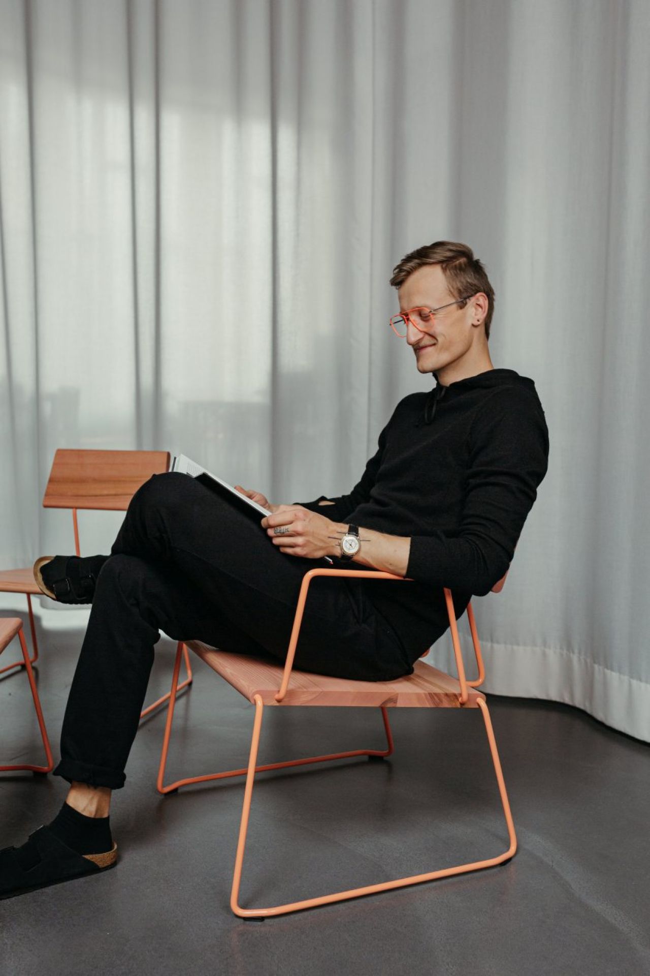 D:008 Loungechair mit Armlehnen Fuchs & Habicht