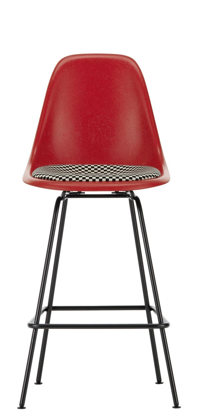 Eames Fiberglass Bar Stool Medium Barhocker mit Sitzpolster Vitra