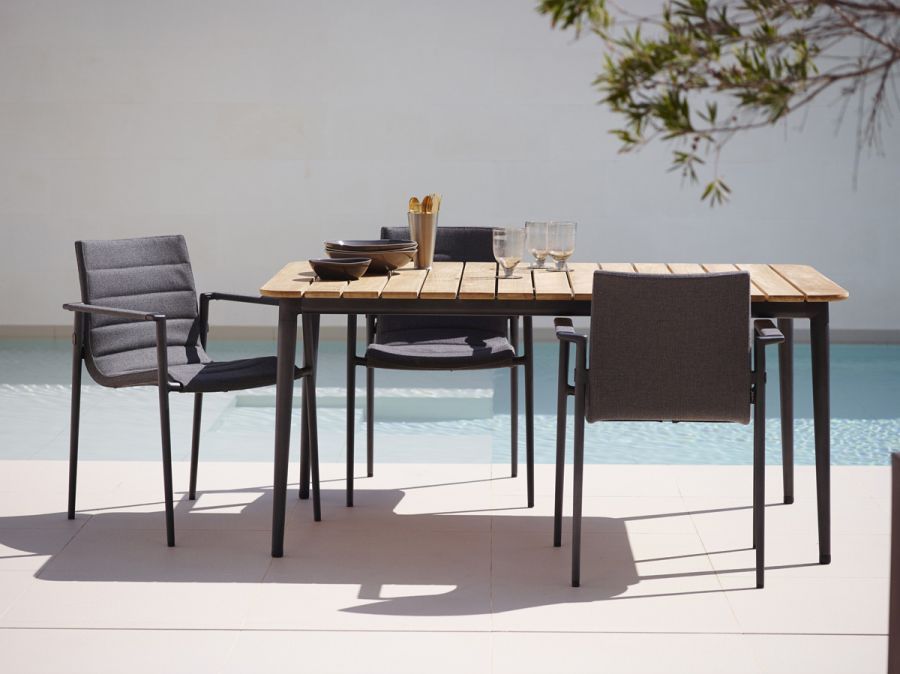 Core Outdoor Stuhl AirTouch mit Armlehnen Taupe Cane-Line 