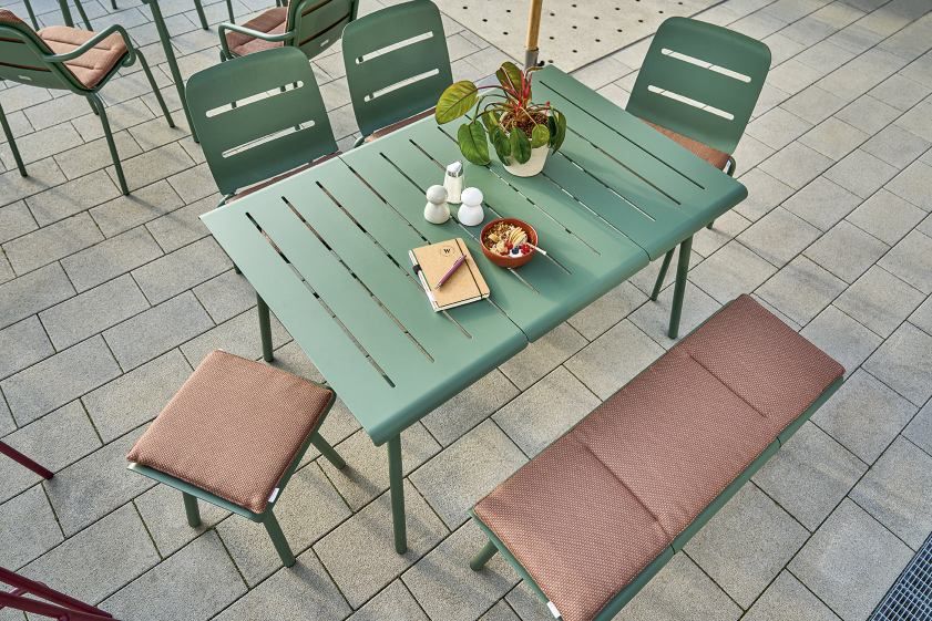 Vapio Stool Hocker Outdoor Weishäupl