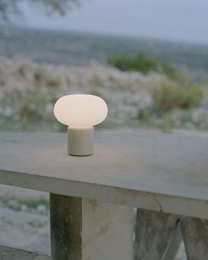 Karl-Johan Portable Table Lamp Akkuleuchte / Tischleuchte New Works Karl-Johan Portable Table Lamp Akkuleuchte / Tischleuchte New Works