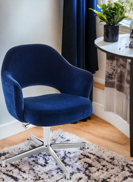 Saarinen Relax Konferenzstuhl 4-Stern Drehfuß mit Armlehne Knoll Interntional