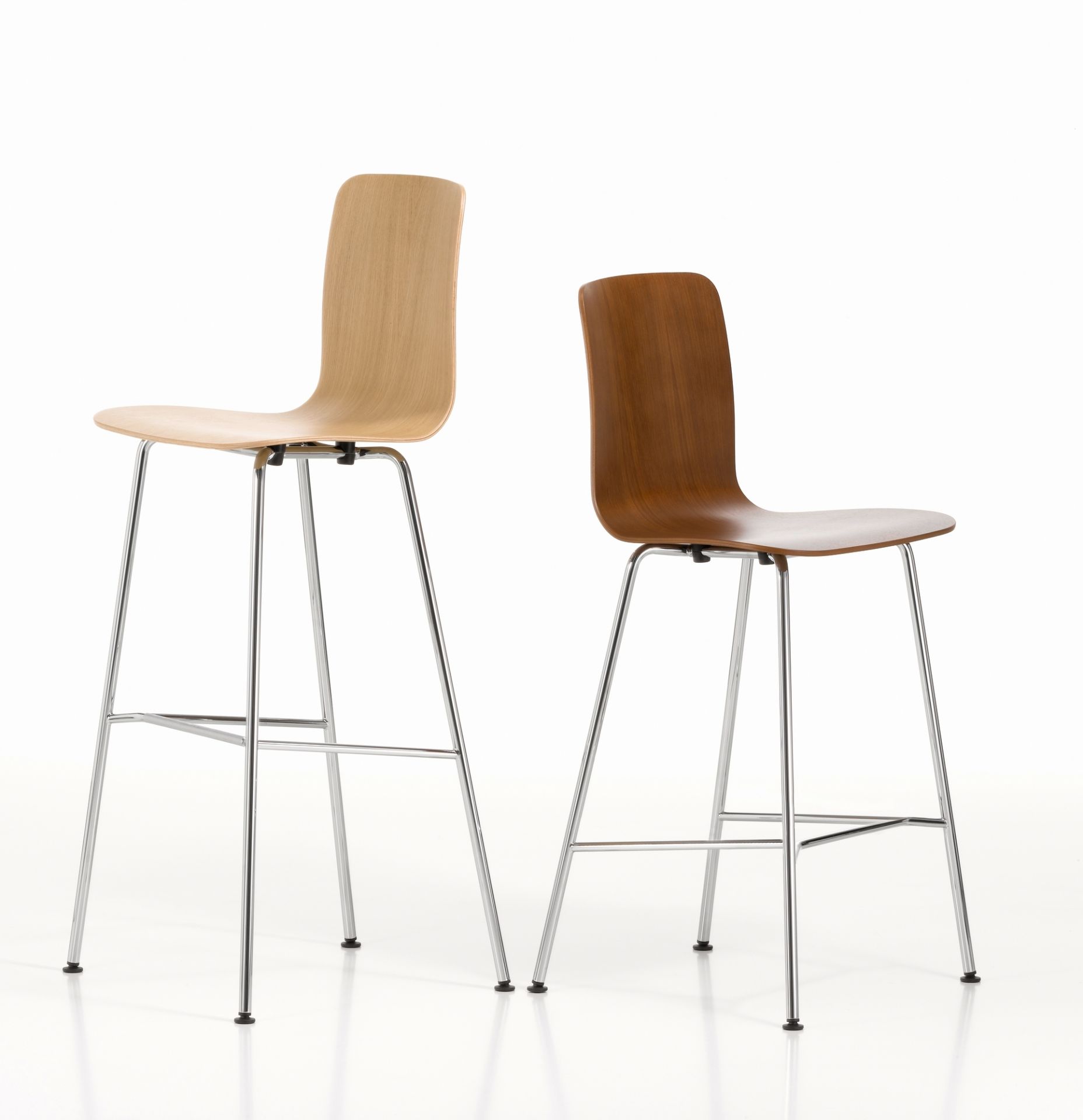 Hal RE Stool Medium Barhocker Vitra