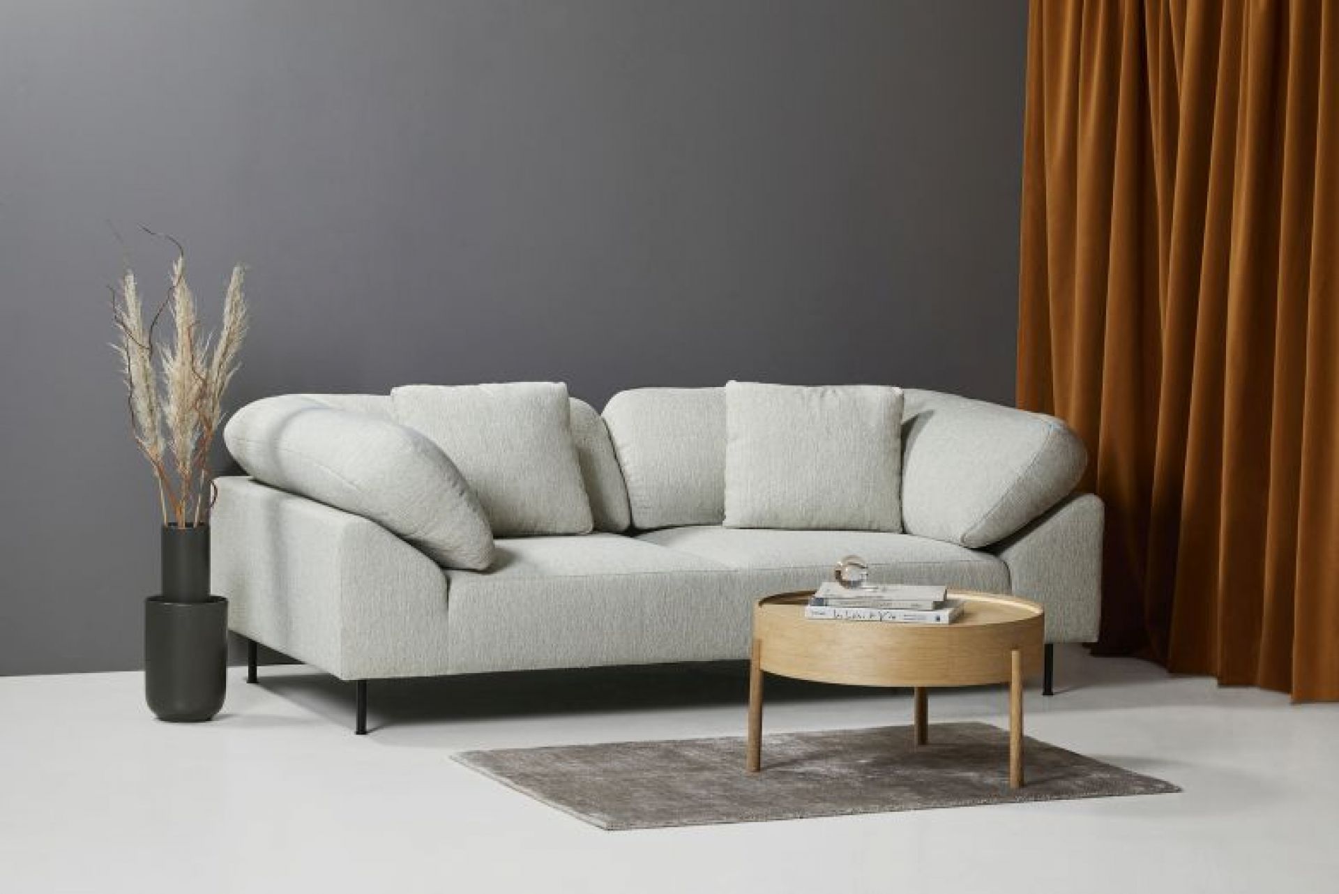 Arc Couchtisch Eiche geölt ⌀ 66 cm Woud
