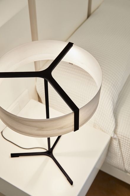 Thesis Table LED Tischleuchte LZF Lamps