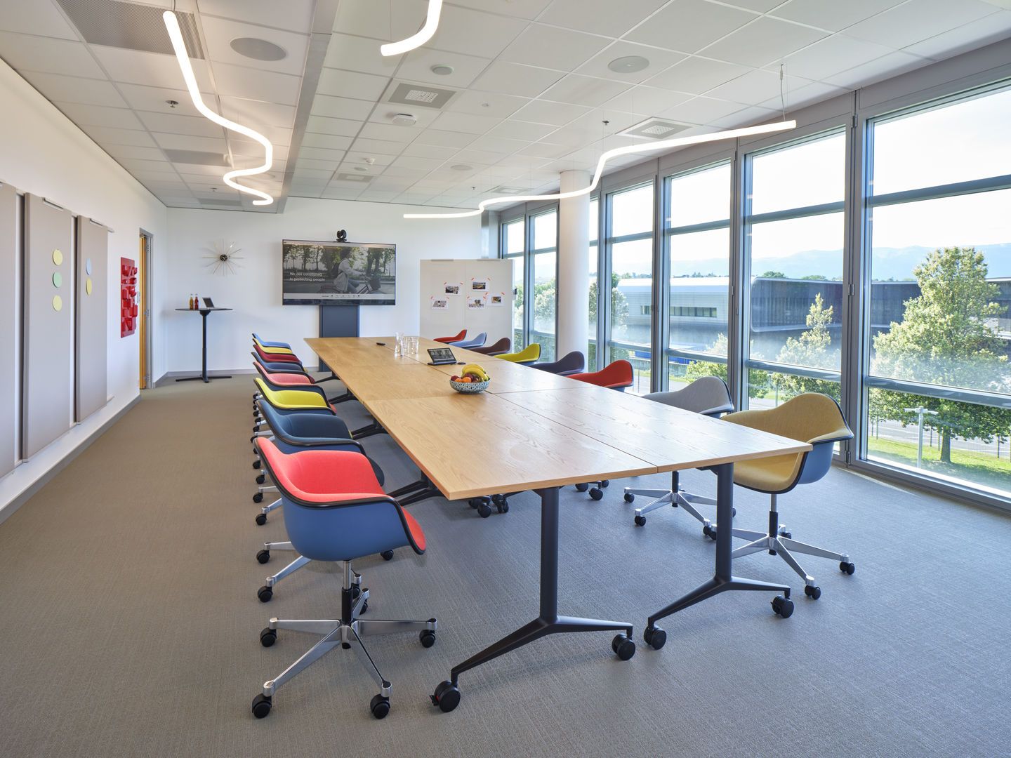 Eames Plastic Arm Chair DAL Stuhl Vollgepolstert Vitra