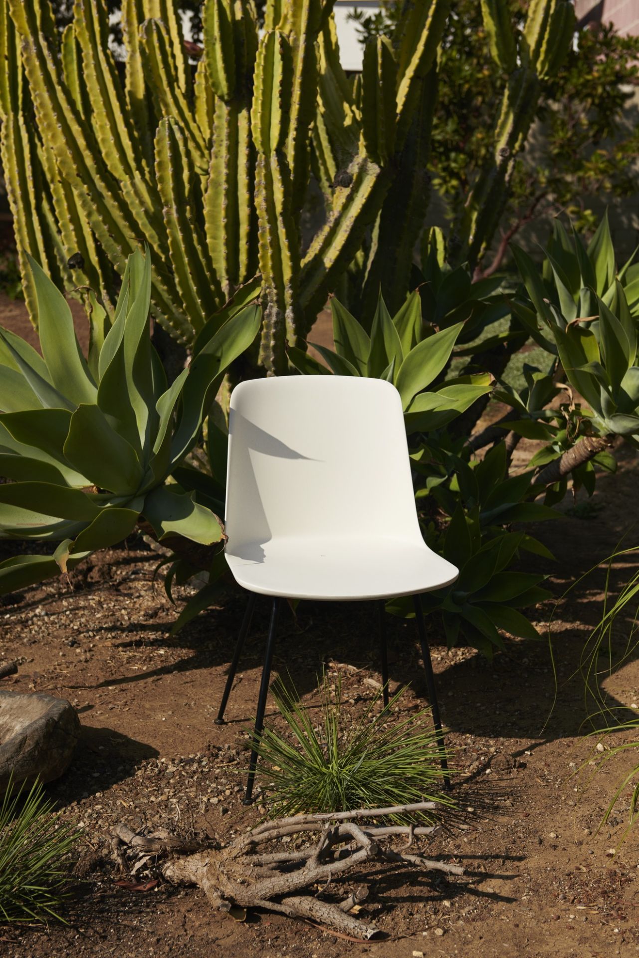 Rely HW70 Outdoor Chair Stuhl AndTradition