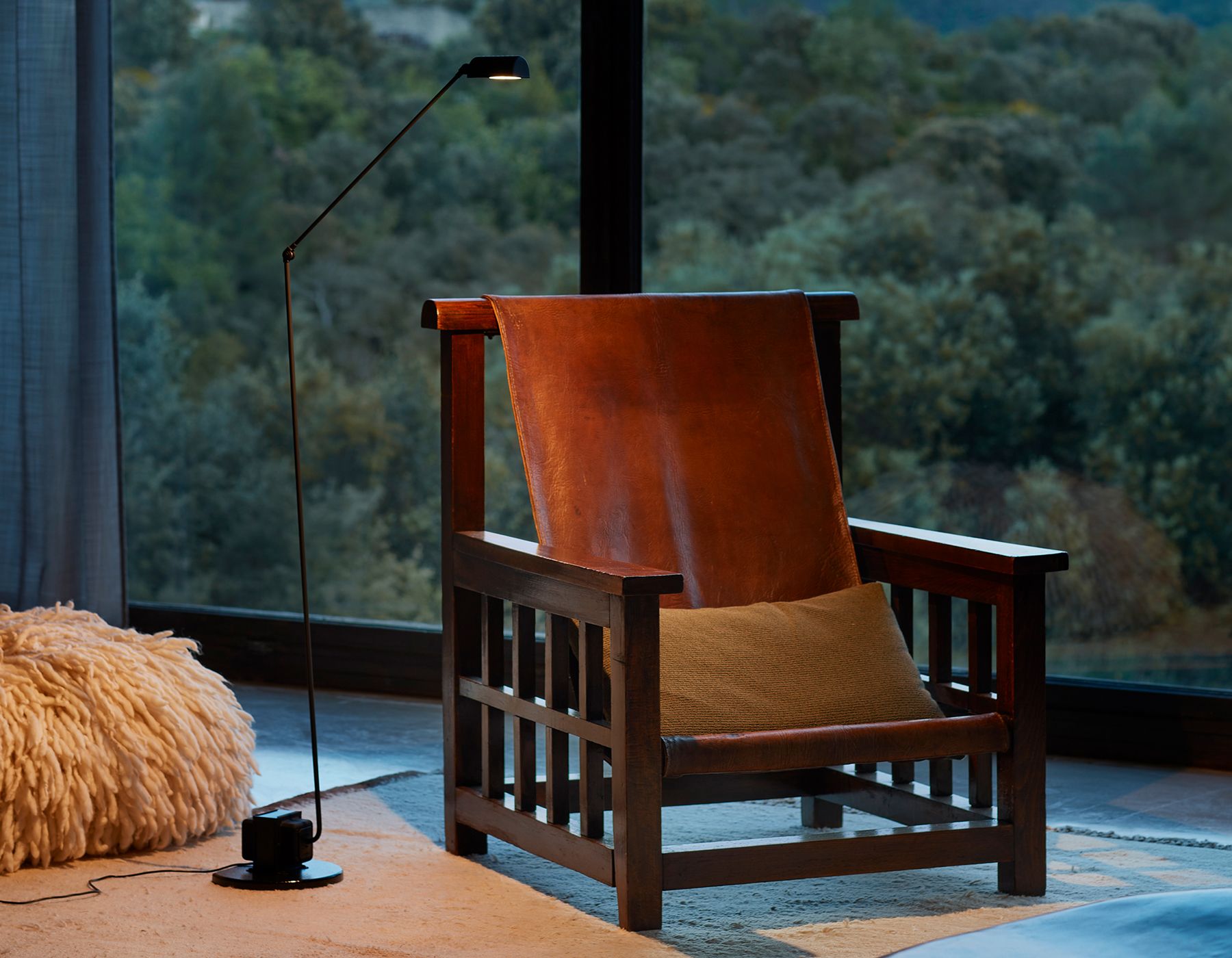 Daphine Terra LED Stehleuchte MATT SCHWARZ Lumina EINZELSTÜCK