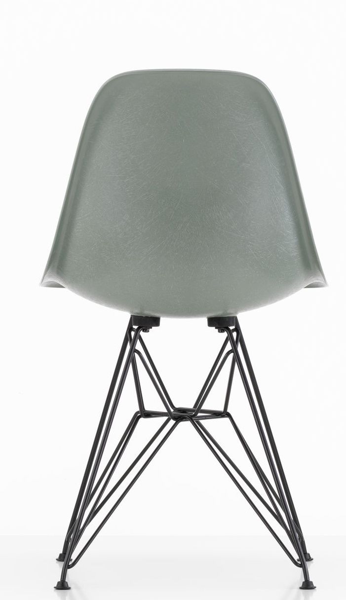 Eames Fiberglass Chair DSR Stuhl Vitra