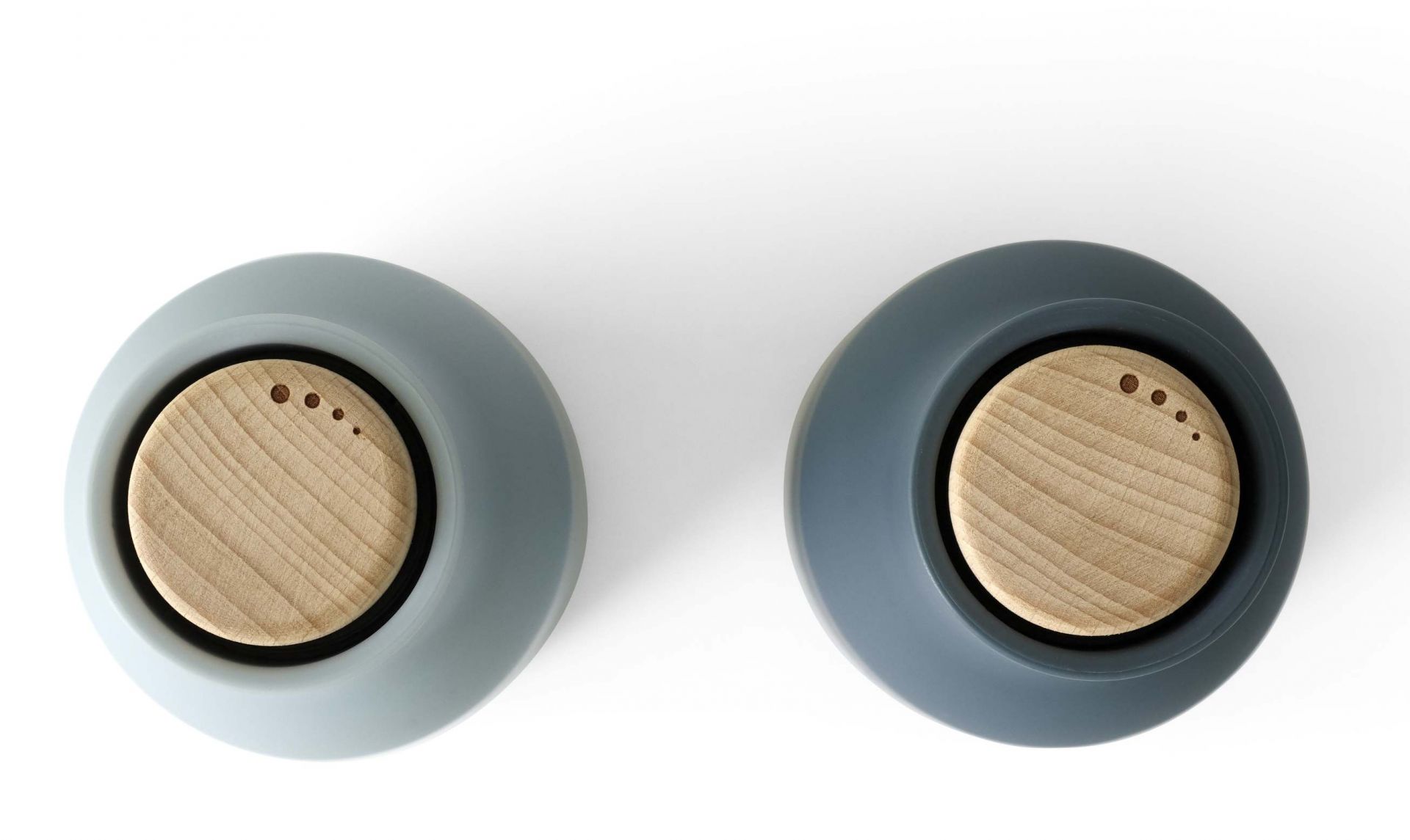 Bottle Grinders Eiche Salz - und Pfeffermühle 2-er Set Audo EINZELSTÜCK