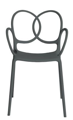 Grauer Sissi Armlehnstuhl von Driade für den Außenbereich, modernes Design mit geschwungenen Linien.