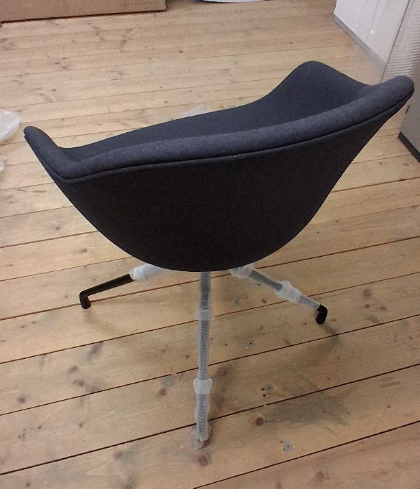 About a Chair AAC221 / AAC 221 / Soft Stuhl SWIVEL BASE / REMIX 286 Hay MÄNGELEXEMPLAR