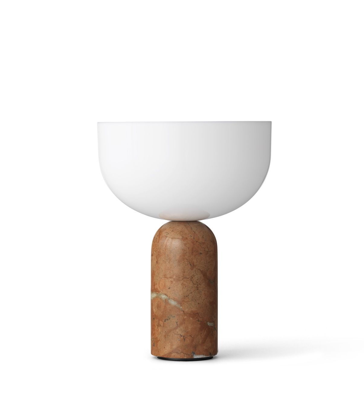 Kizu Tischleuchte: Moderne Akkuleuchte mit Marmorfuß und weißem Lampenschirm für stimmungsvolles Licht.