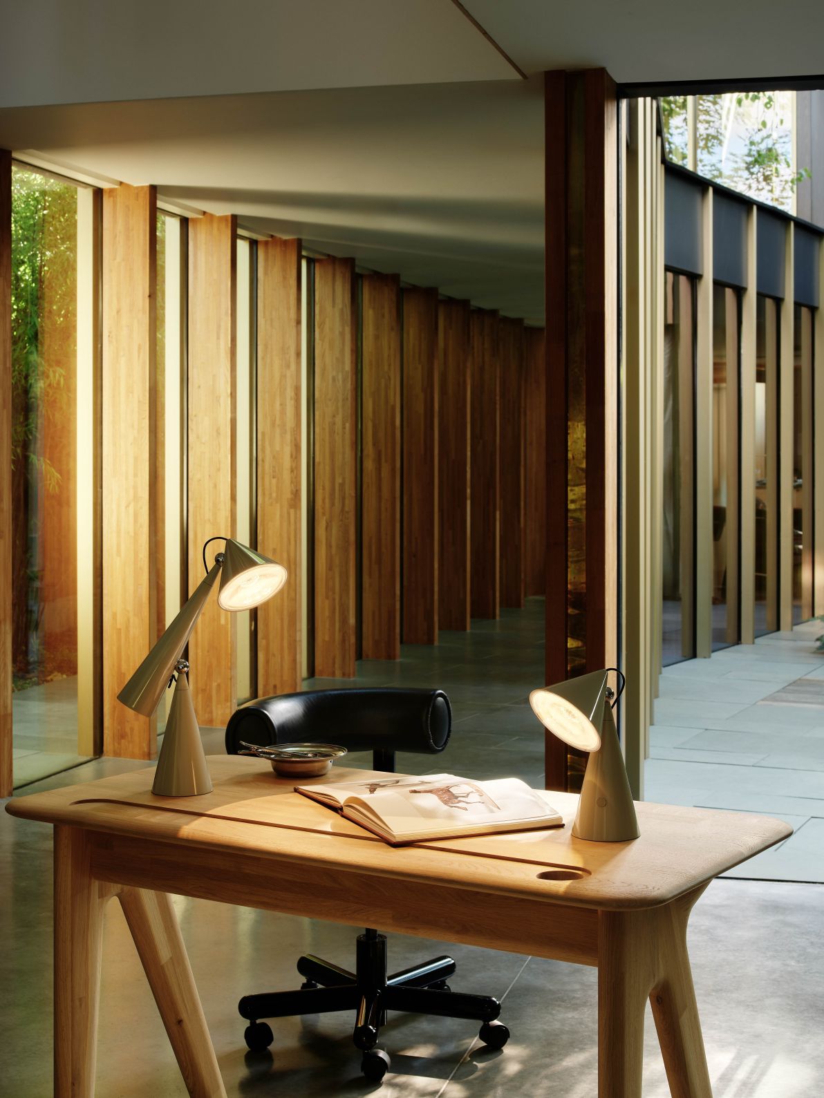 Pose Akkuleuchte LED Tischleuchte Putty Tom Dixon
