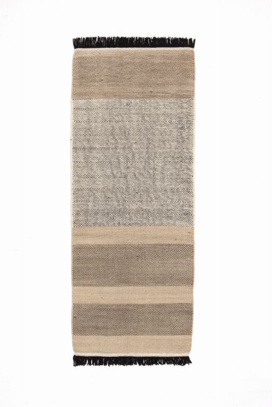 Tres Stripes Teppich schwarz Nanimarquina