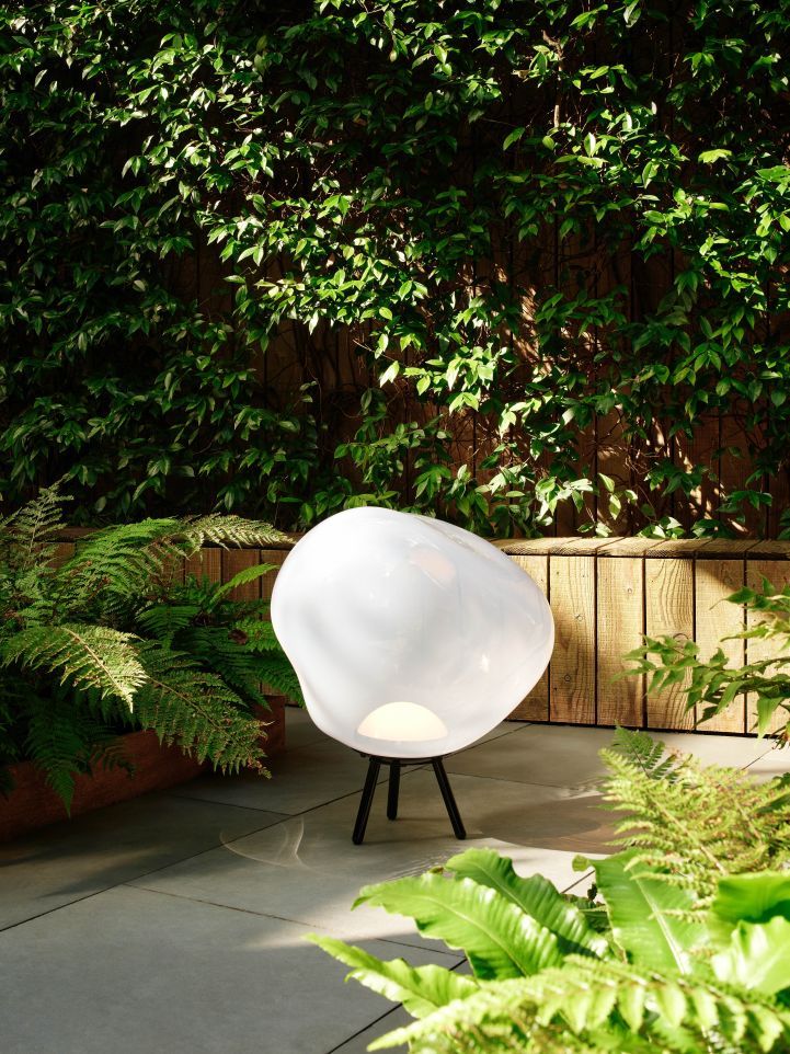 Melt Large LED tragbare Boden-/Hängeleuchte Opal Tom Dixon