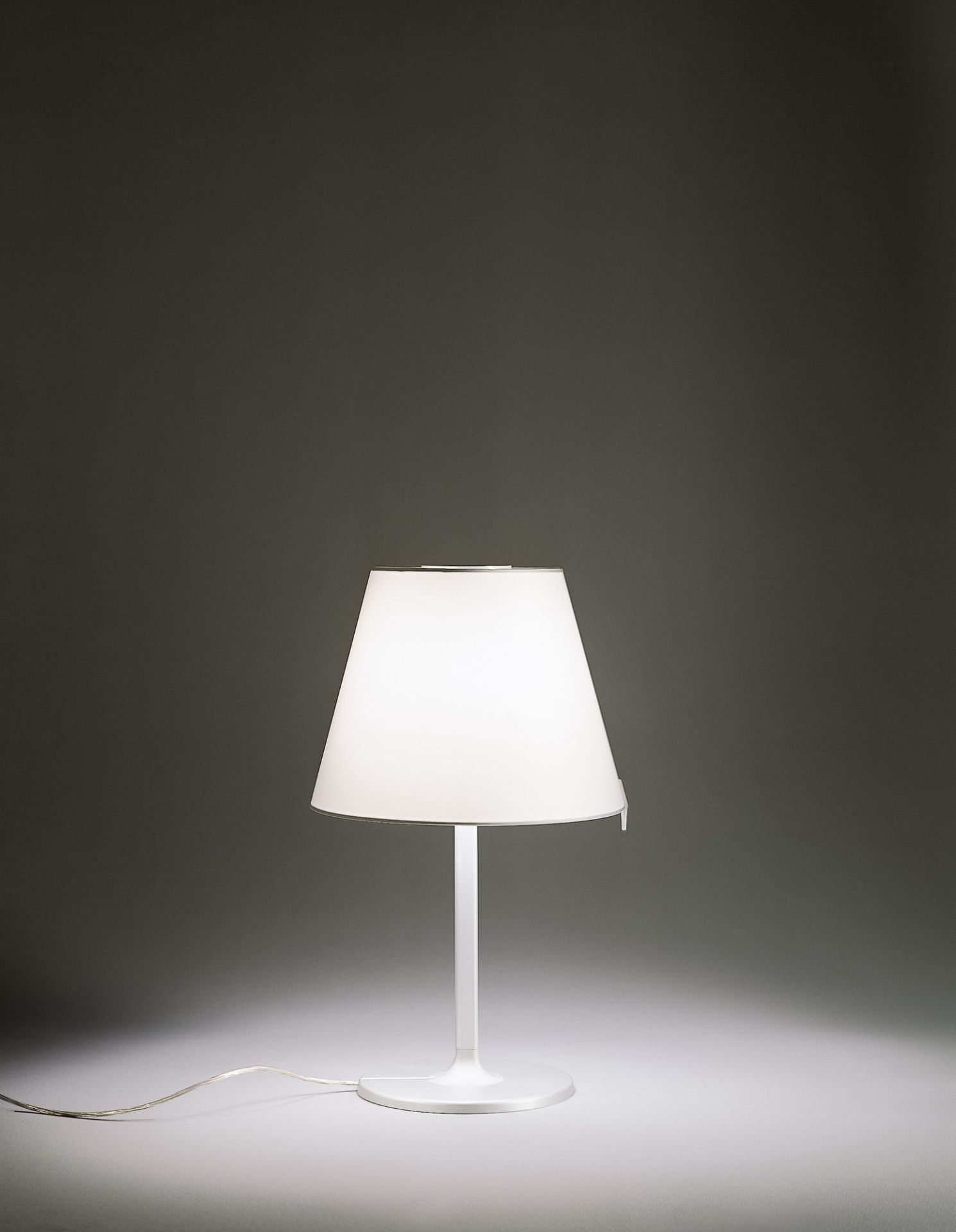 Melampo Notte Tischleuchte Artemide