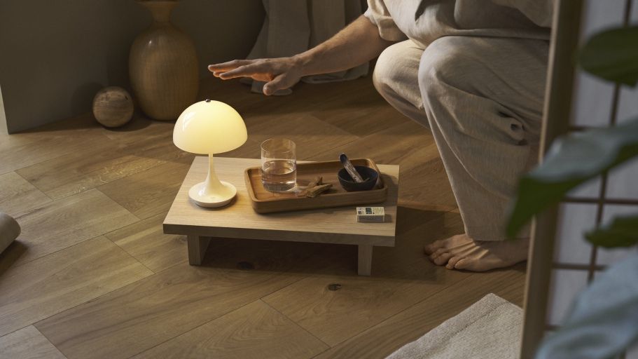 Panthella 160 Portable V3 Akku LED-Tischleuchte Indoor/Outdoor Louis Poulsen 