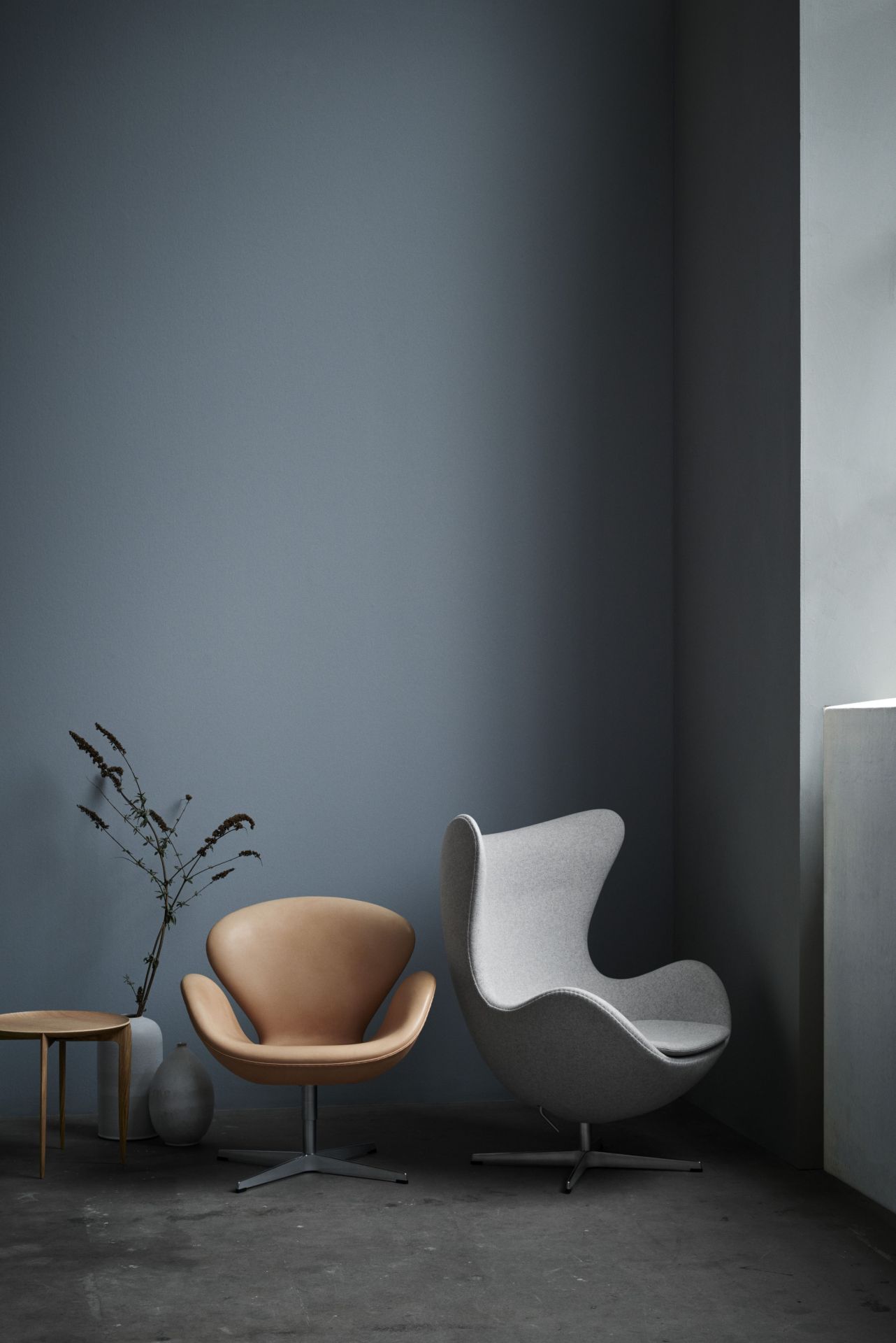 Egg Chair mit Hocker Re-wool Textile Stoff Fritz Hansen 