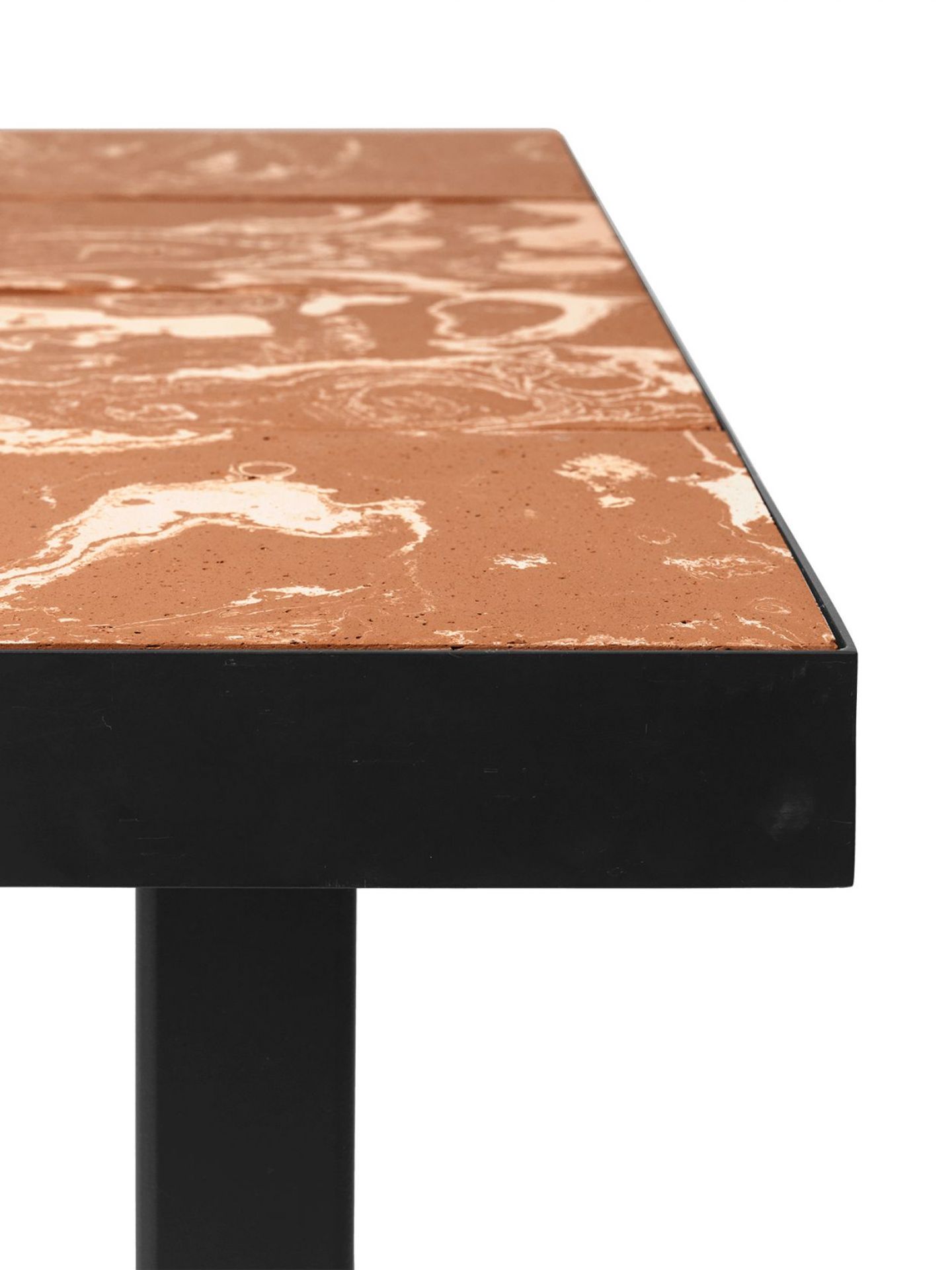 Flod Dining Table - Terracotta Tisch Ferm Living
