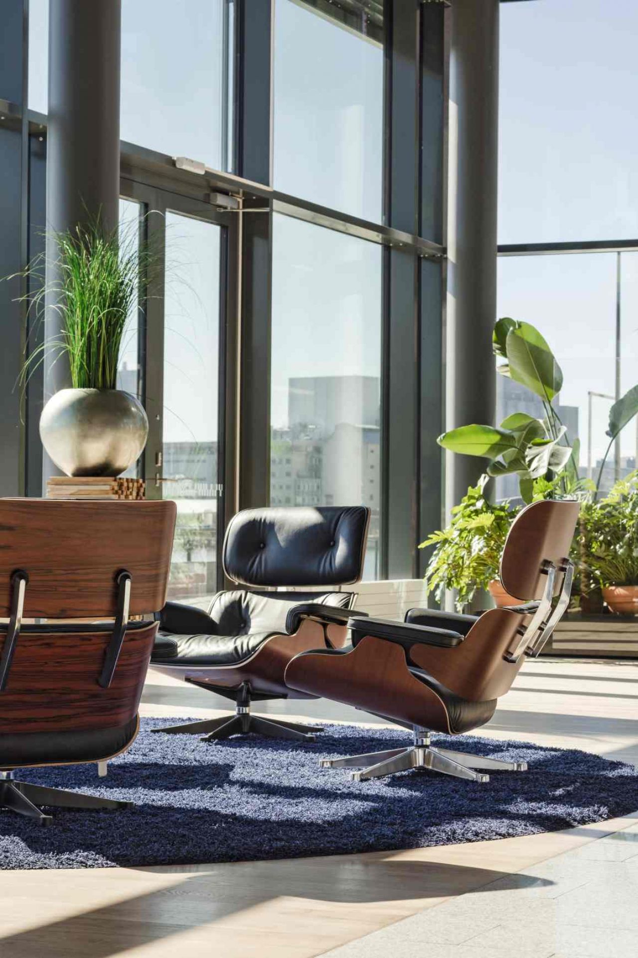 Eames Lounge Chair & Ottoman Armchair Leder Premium F / Leder Natural Vitra