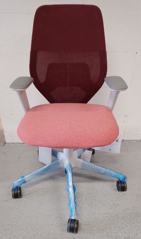 ACX Mesh Bürodrehstuhl Vitra AUSSTELLUNGSSTÜCK / GEBRAUCHTMÖBEL