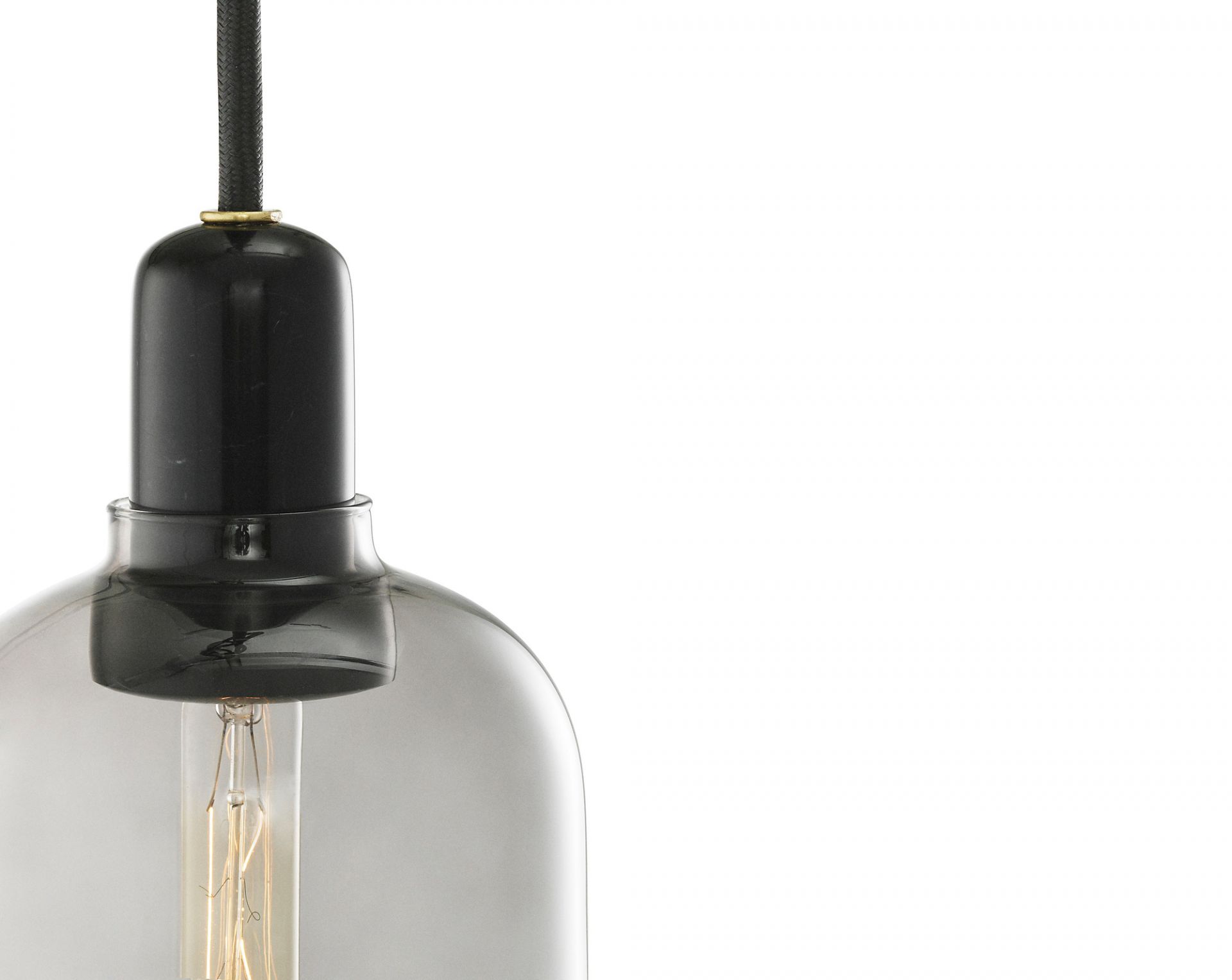 Amp Lamp Hängeleuchte Normann Copenhagen Smoke/Black Ø 11,2 cm