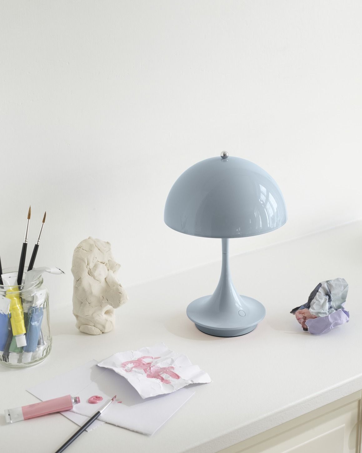 Panthella 160 Portable Akku LED-Tischleuchte Indoor/Outdoor Louis Poulsen Opal Pale blau EINZELSTÜCK