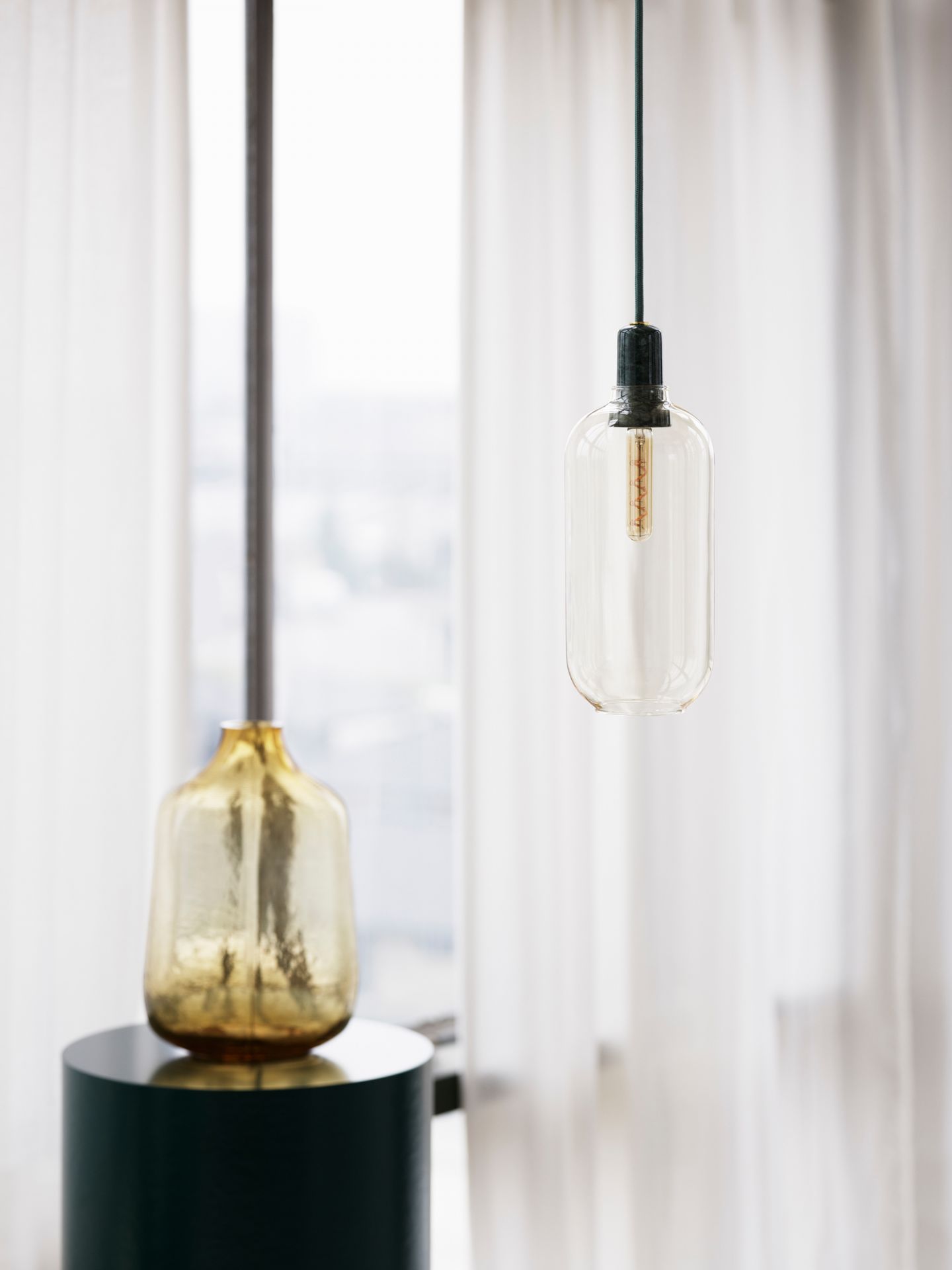 Amp Lamp Hängeleuchte  Ø 11,2 x H 26 cm / GOLD-GRÜN Normann Copenhagen EINZELSTÜCK