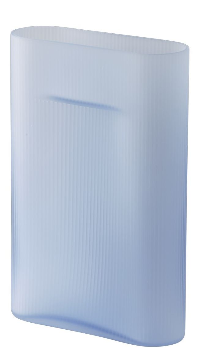 Ridge Vase Muuto Milchglas Hellblau H 35 cm
