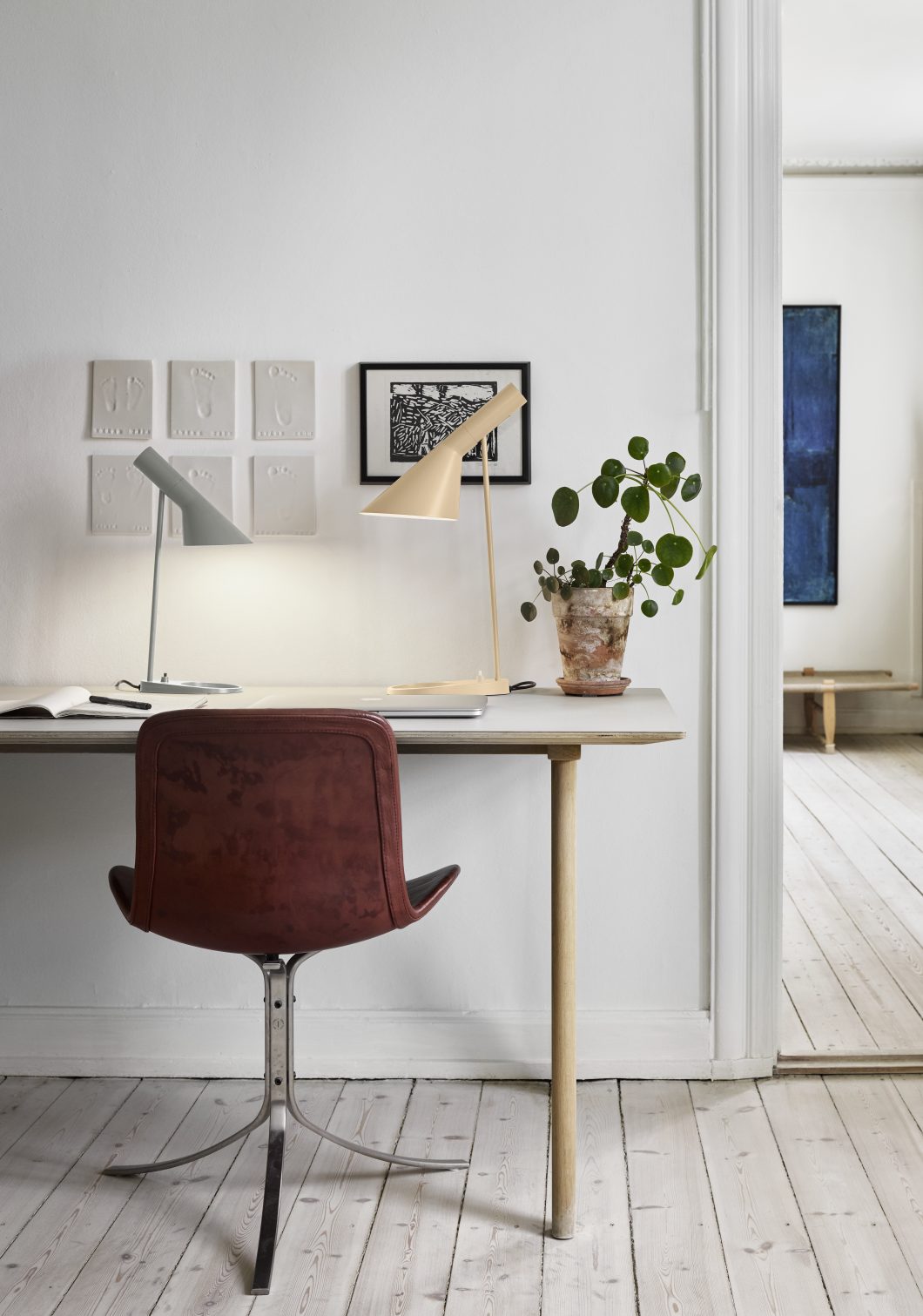 AJ Tischleuchte Louis Poulsen Dusty blue