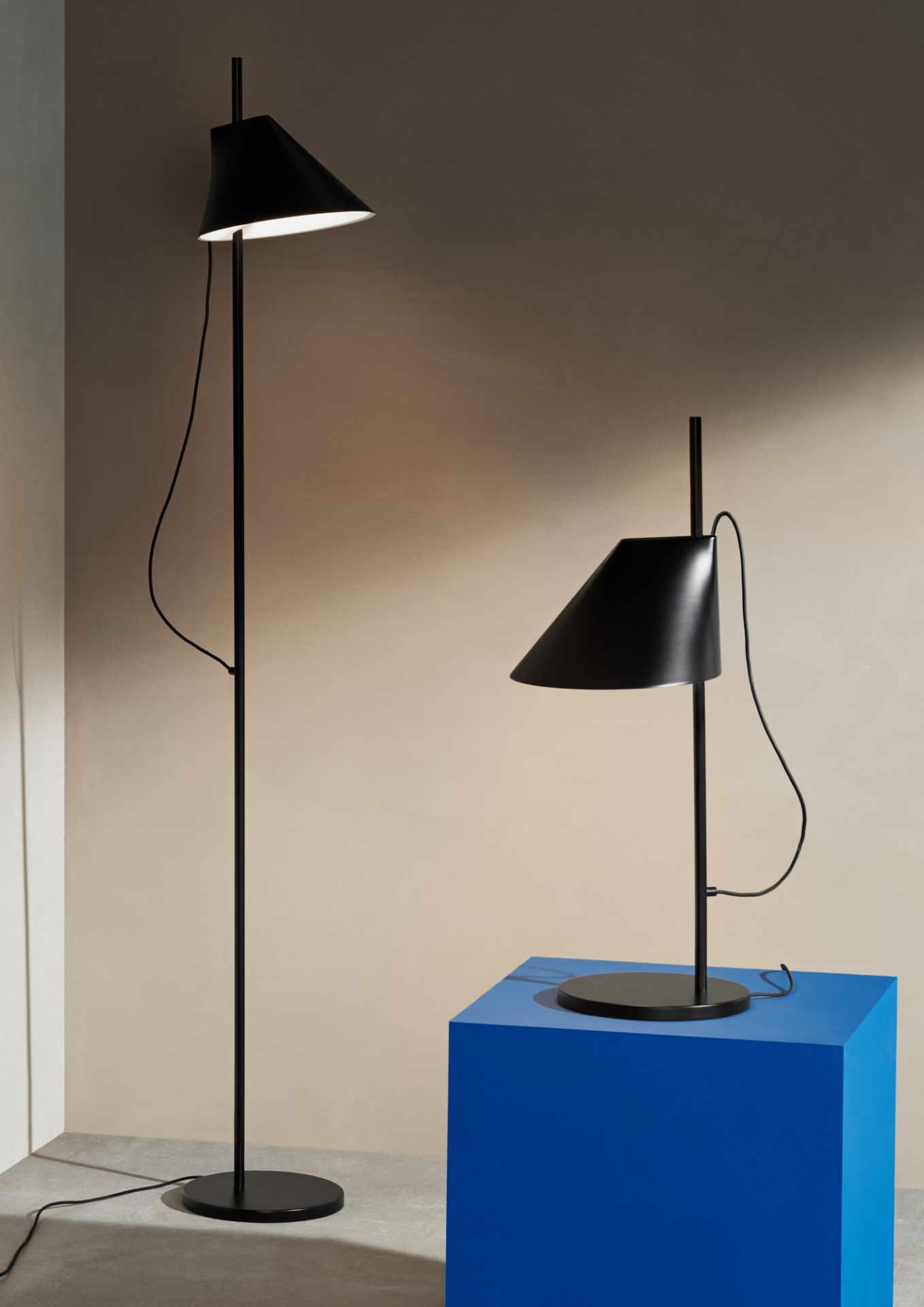 Yuh LED Stehleuchte Louis Poulsen 