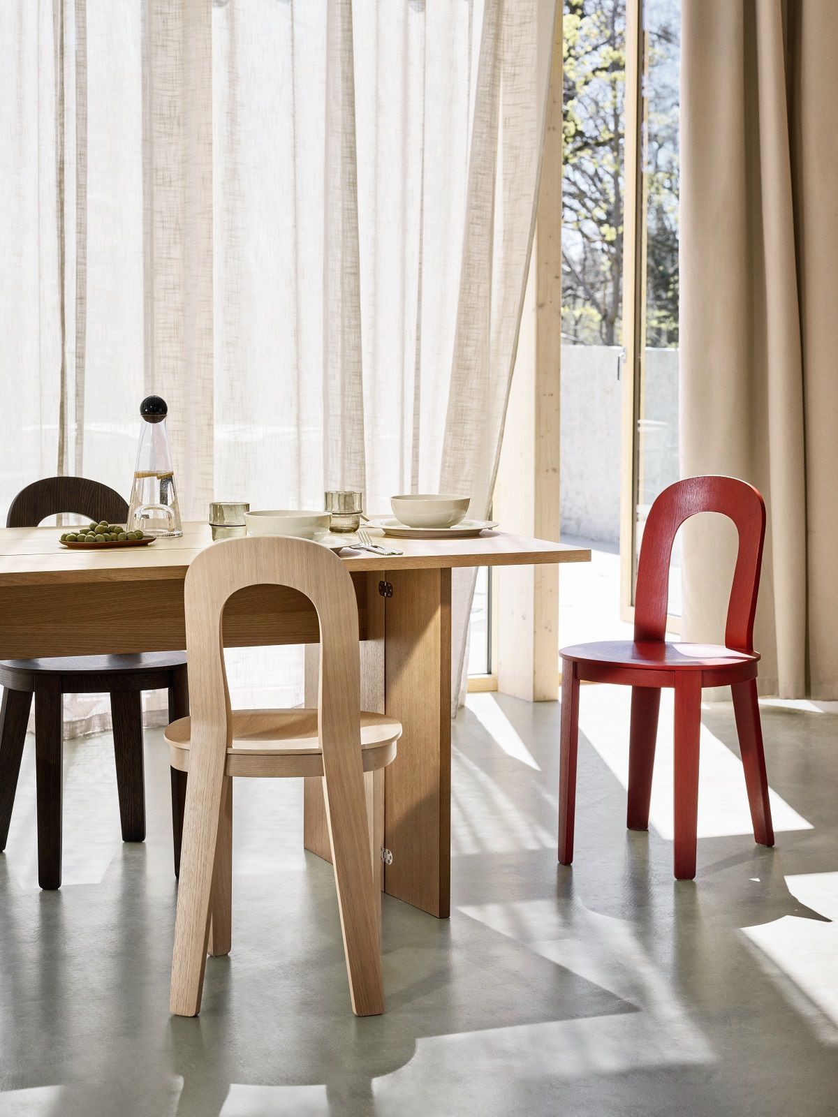 Olivia Chair Holzstuhl Design House Stockholm Eiche hell