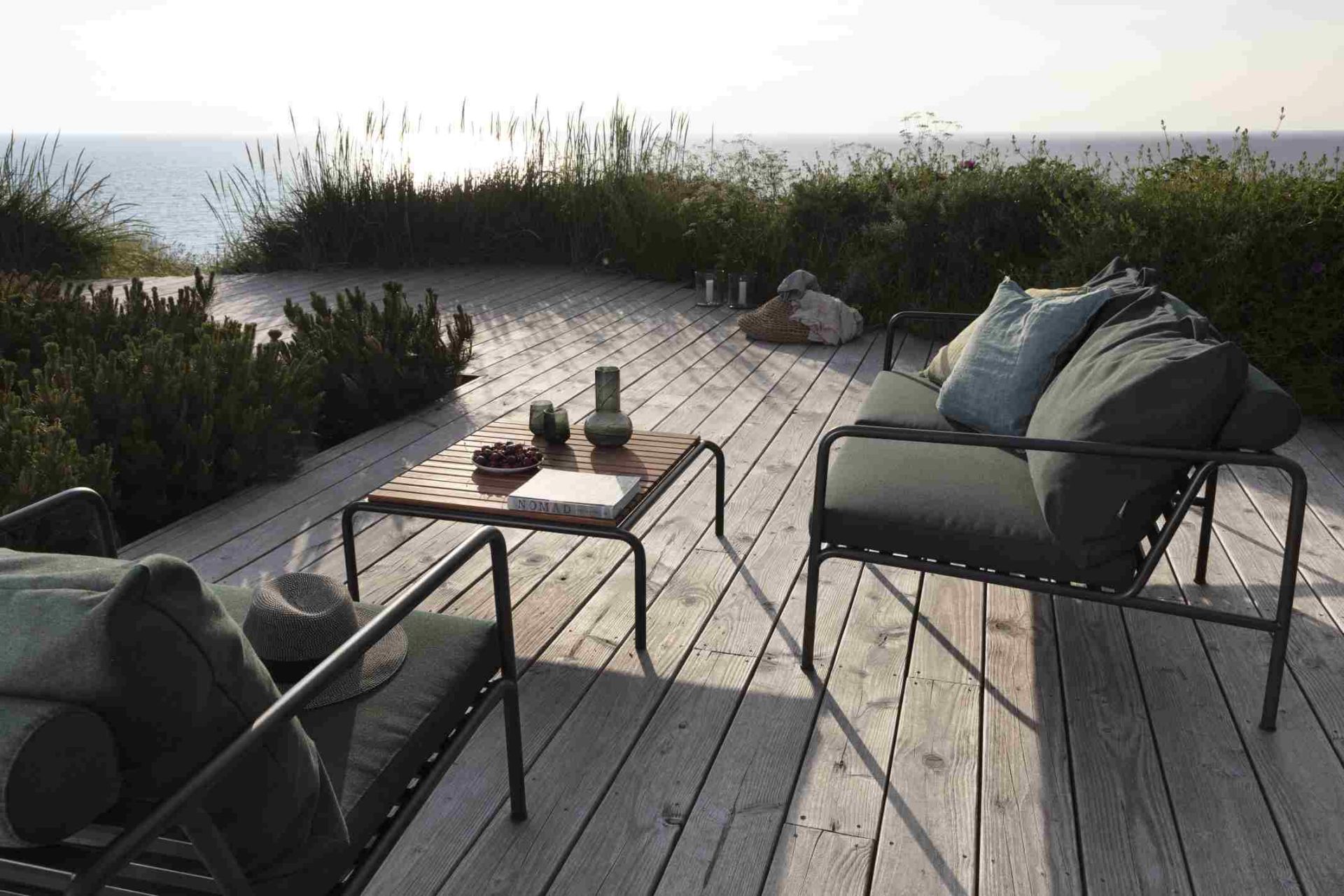 Avon Lounge Table Outdoor Tisch Houe