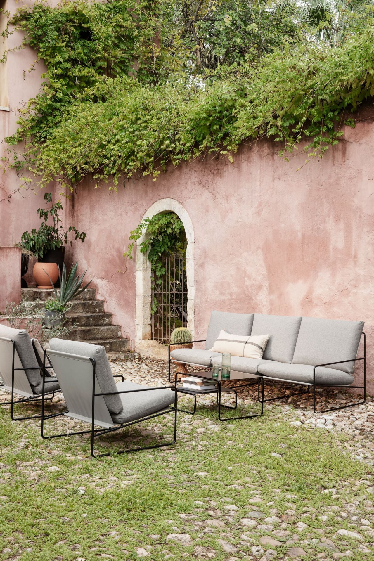 Desert 3-Sitzer Outdoor Sofa Dolce Gestell Cashmere Ferm Living