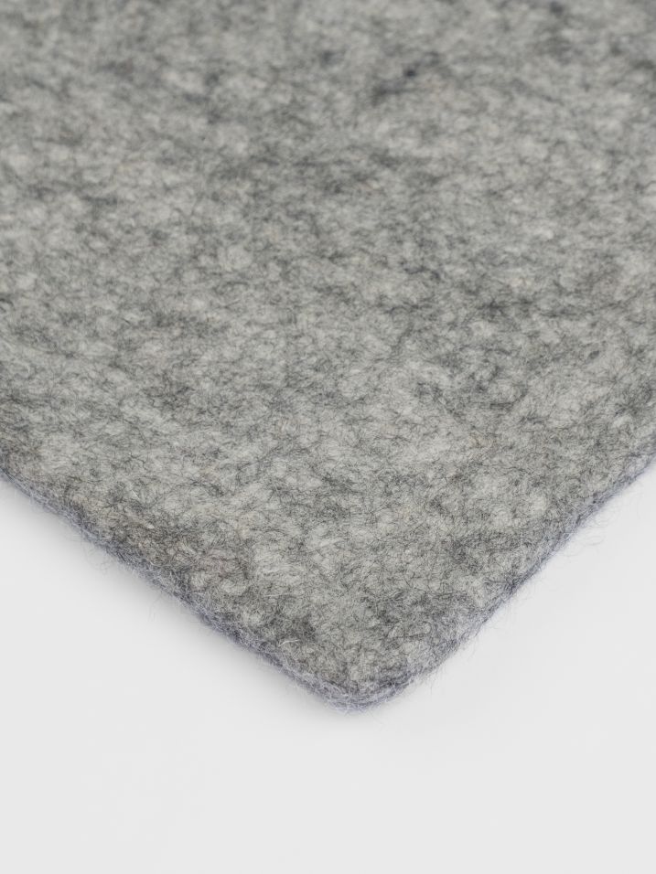 Mono Rechteckig Filzteppich 180 x 260 cm myfelt Carl (grau meliert)