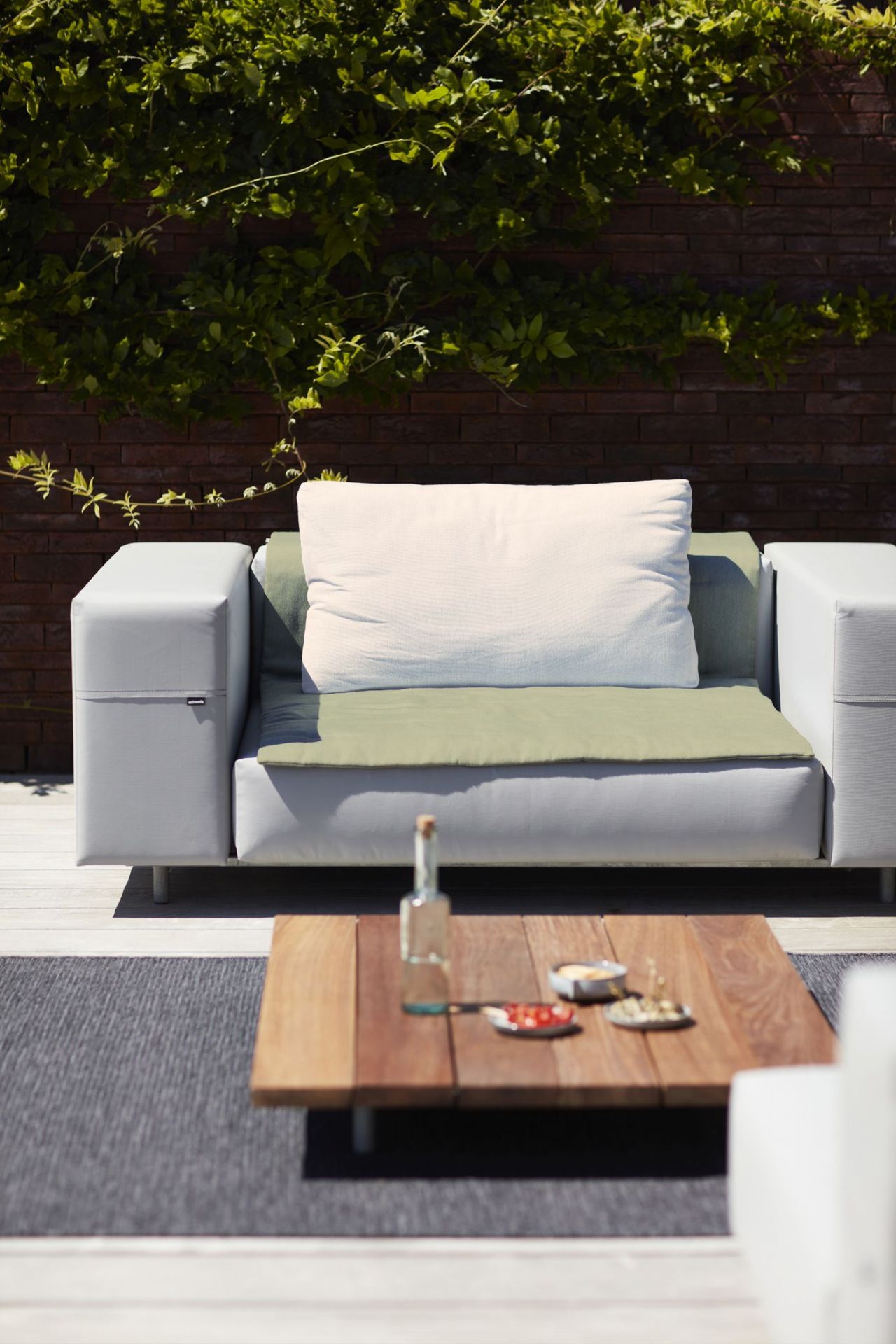 Walrus Outdoor Club chair Sessel / Zweiersofa Extremis